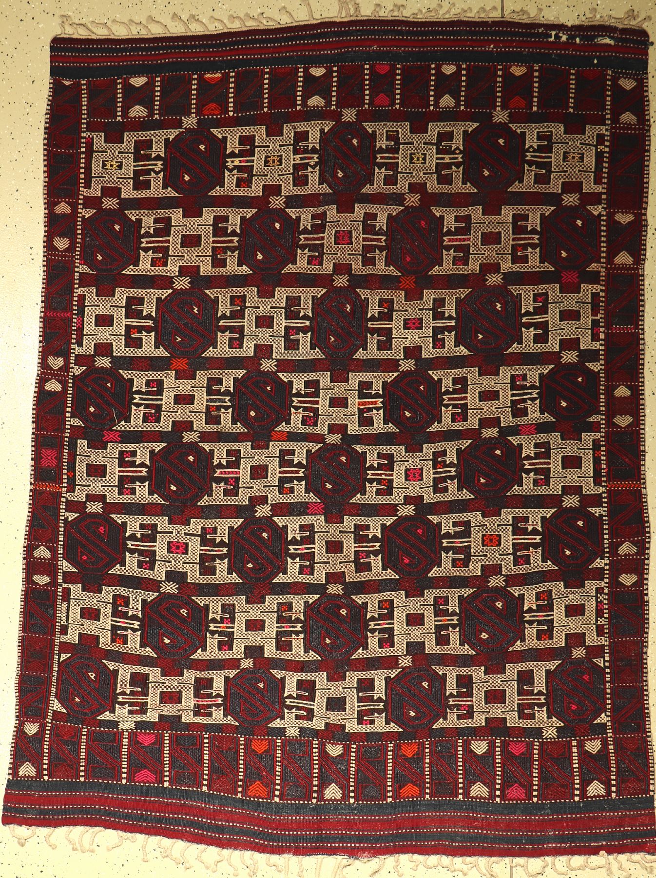 Bergama Flachgewebe alt, Türkei, um 1940, Wolle auf Wolle, ca. 228 x 166 cm, EHZ: 3, kleine Löcher