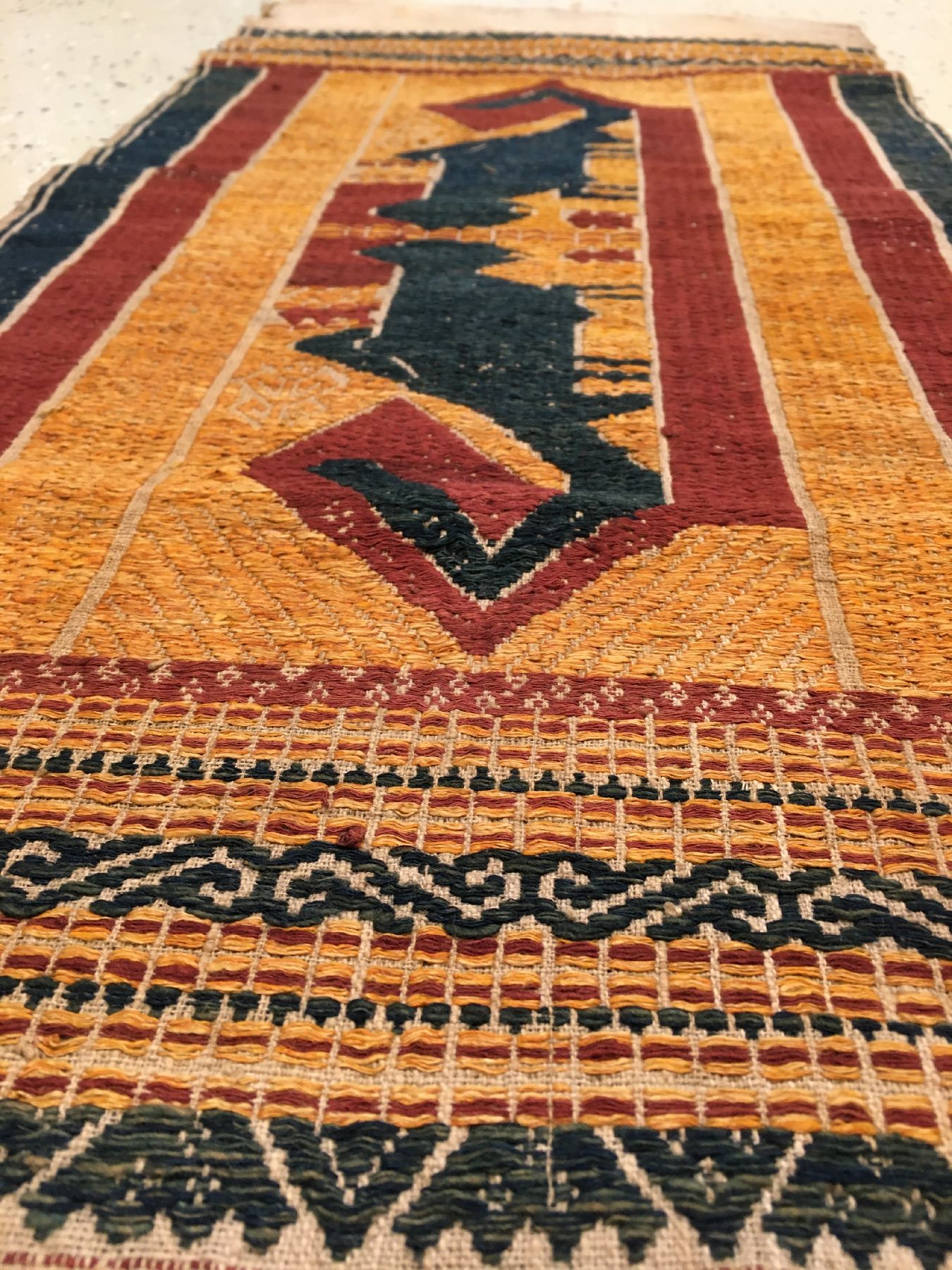 Detail g: (3 Lots) Indonesische Textilien antik, Indonesien, Ende 19.Jhd./Anfang 20.Jhd., Wolle/Baumwolle. Sehr selten, Museumsqualität, ca. 80 x 36 cm, ca. ...