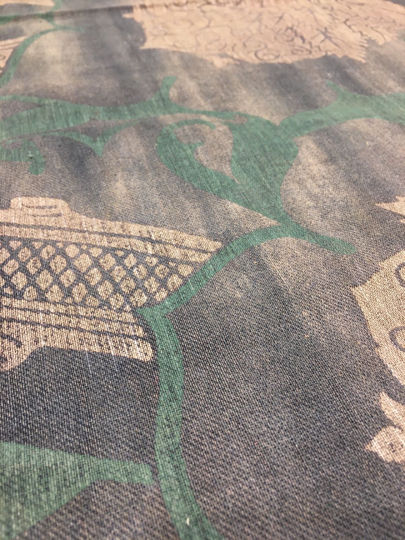 Detail d: Indonesisches Textil (Metallbroschiert) antik, Indonesien, Ende 19.Jhd./Anfang 20.Jhd., Metall/Seide/Baumwolle. Absolute Rarität, museal, ca. 141 x ...