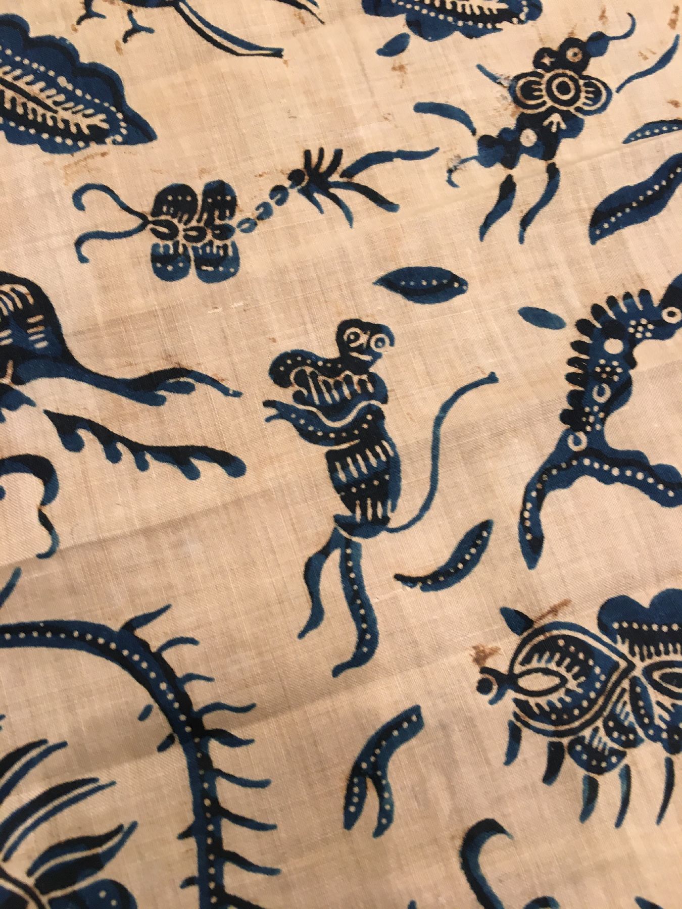 Detail g: Museales indonesisches Batik-Textil antik, Indonesien, 19.Jhd., sehr feine Baumwolle. Absolute Rarität, Museumsqualität, ca. 192 x 129 cm, EHZ: ...
