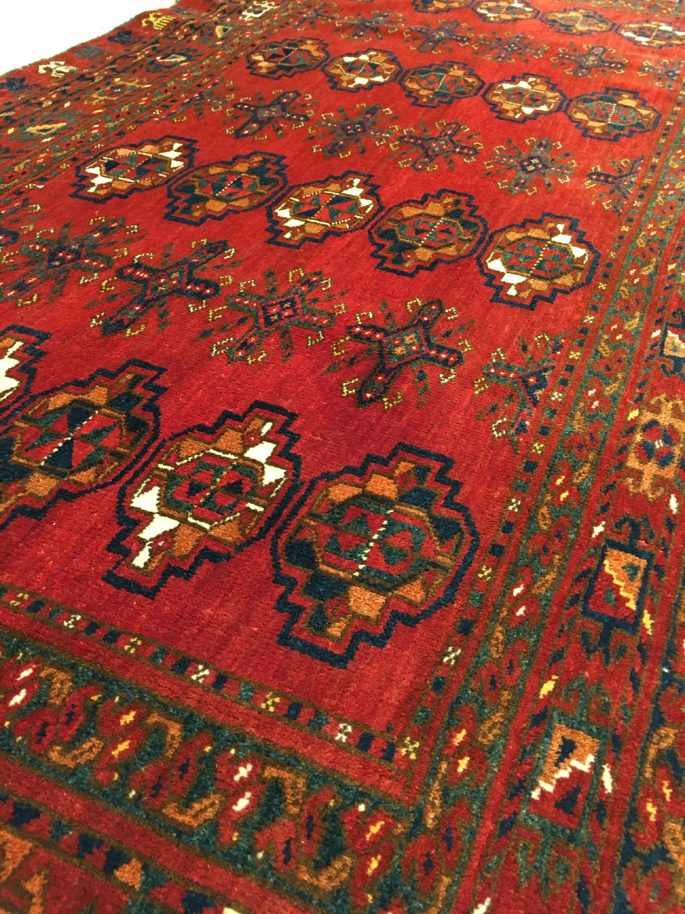Detail b: Ersari "Tschowal" antik, Turkmenistan Amu-Darja, Ende 19.Jhd., Wolle geknüpft auf Wolle. Feiner Ersari-Tschowal mit erstklassigen und ...