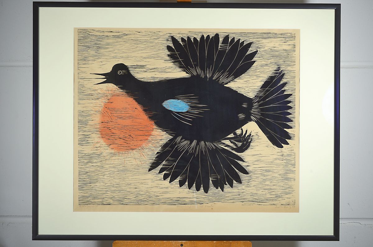 Detail k: Alister Santos Chavez, 1934 - 2001, Taube, Xylographie auf Papier, leicht gebräunt, re. u. handsigniert, bet. "mensajeradel viento", dat. ...