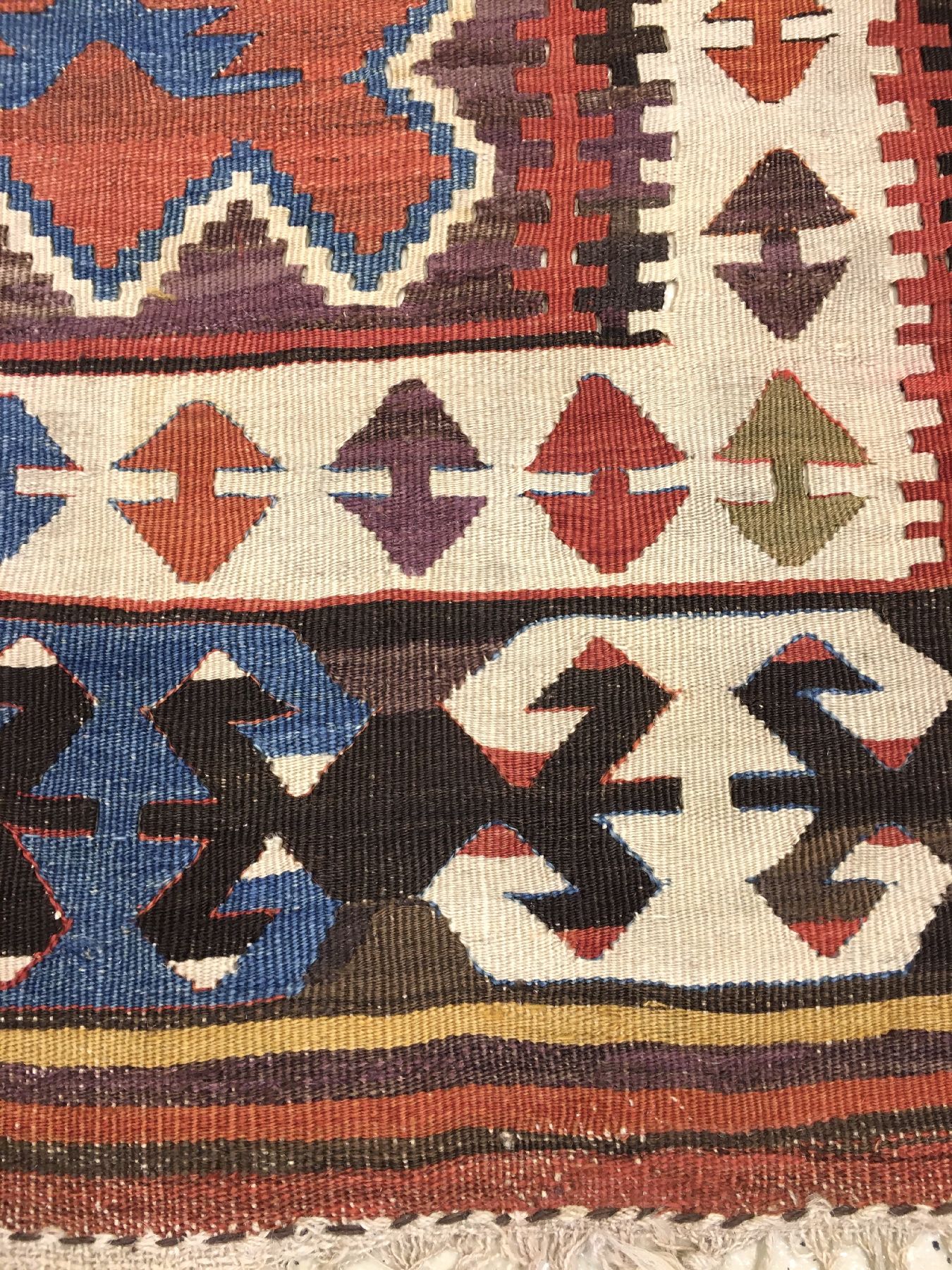 Detail g: Seltener Obruk "Gebets-Kelim" antik, Zentralanatolien Konya-Gebiet, Mitte 19.Jhd., Wolle gewebt auf Wolle. Rarer Gebets-Kelim aus der ...