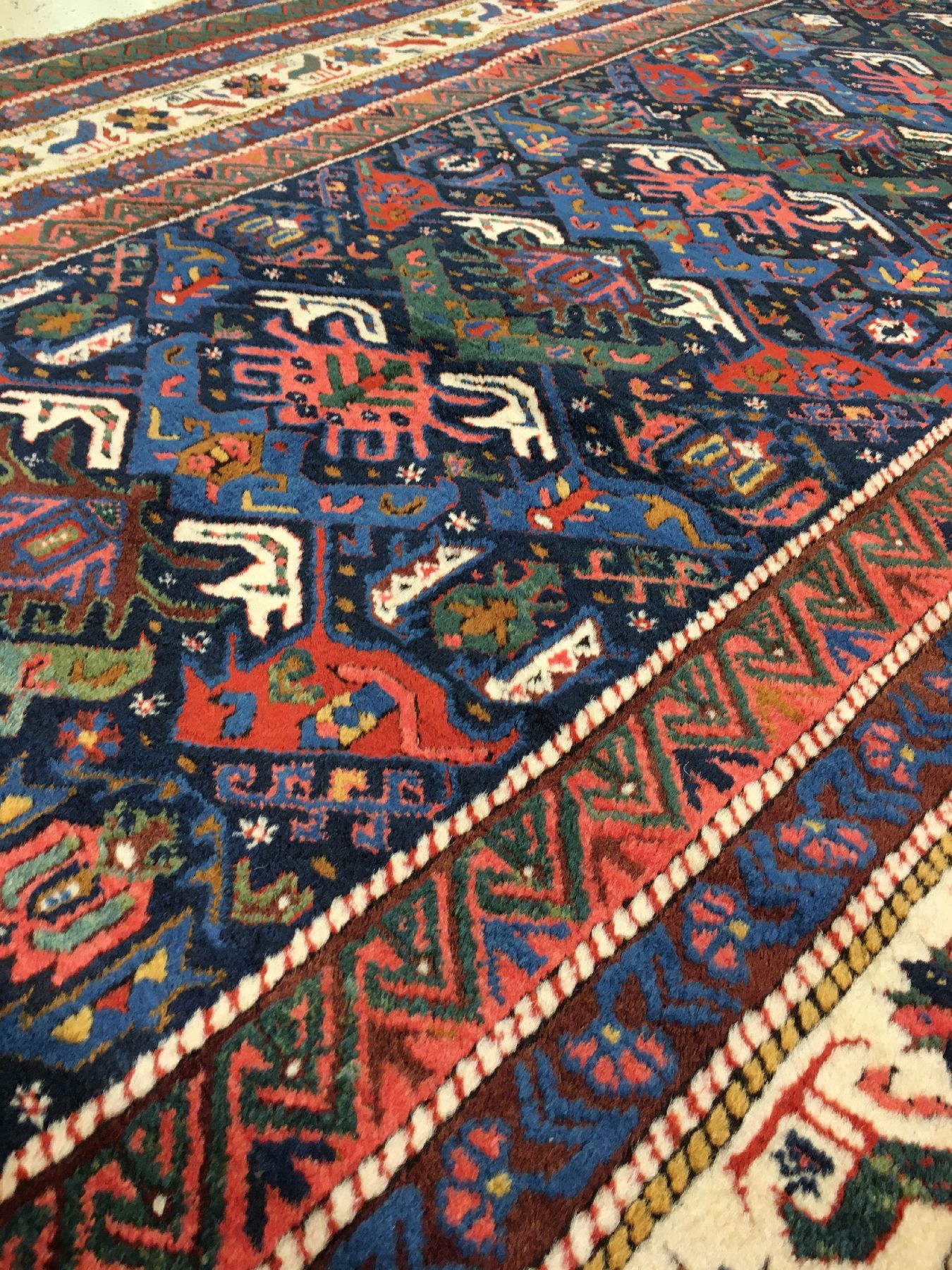 Detail g: Bidjov antik, Ostkaukasus Kuba-Gebiet, um 1890/1900, Wolle geknüpft auf Wolle. Vollfloriger Bidjov aus der Kuba Region mit charakteristischen Vogel ...