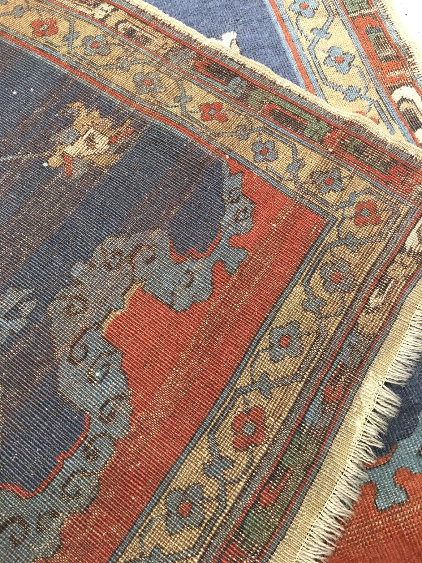 Detail h: "Theodor Tuduc" Uschak "Gebetsteppich" alt, Rumänien Bukarest, um 1925, Wolle geknüpft auf Wolle. Theodor Tuduc war zu seiner ...