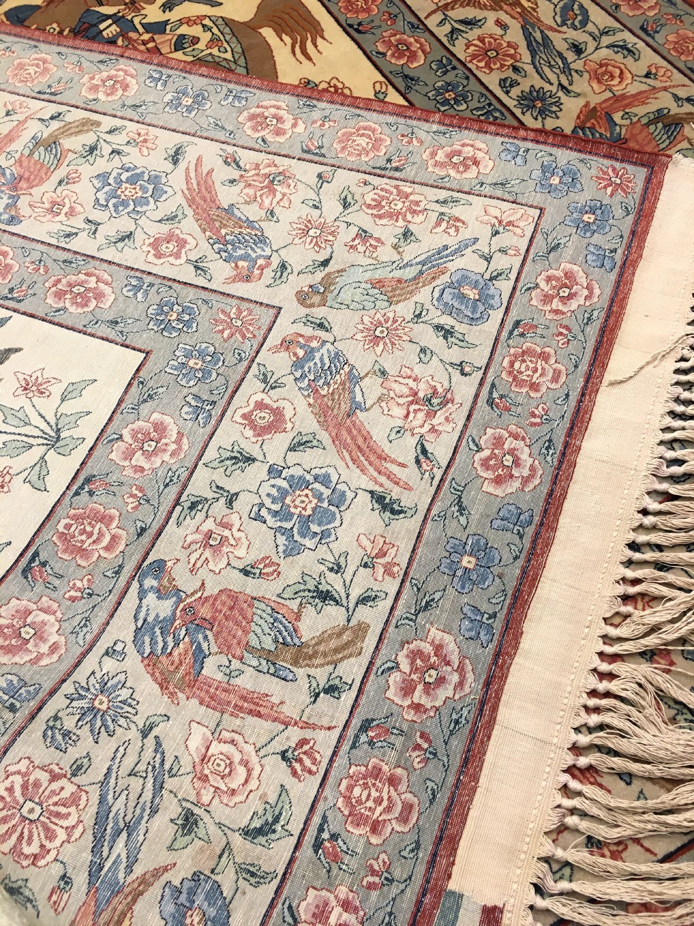 Detail h: Sehr feiner Esfahan "Seirafian" alt (The Hunting) "Signiert", Zentralpersien, um 1950, Korkwolle geknüpft auf Seidenkette. ...