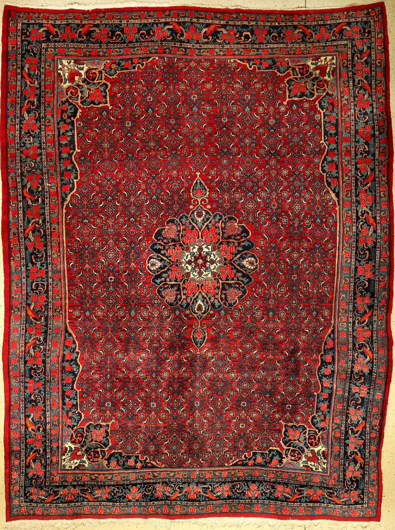 Bidjar alt, Persien, ca. 60 Jahre, Wolle auf Baumwolle, ca. 365 x 284 cm, EHZ: 2-3