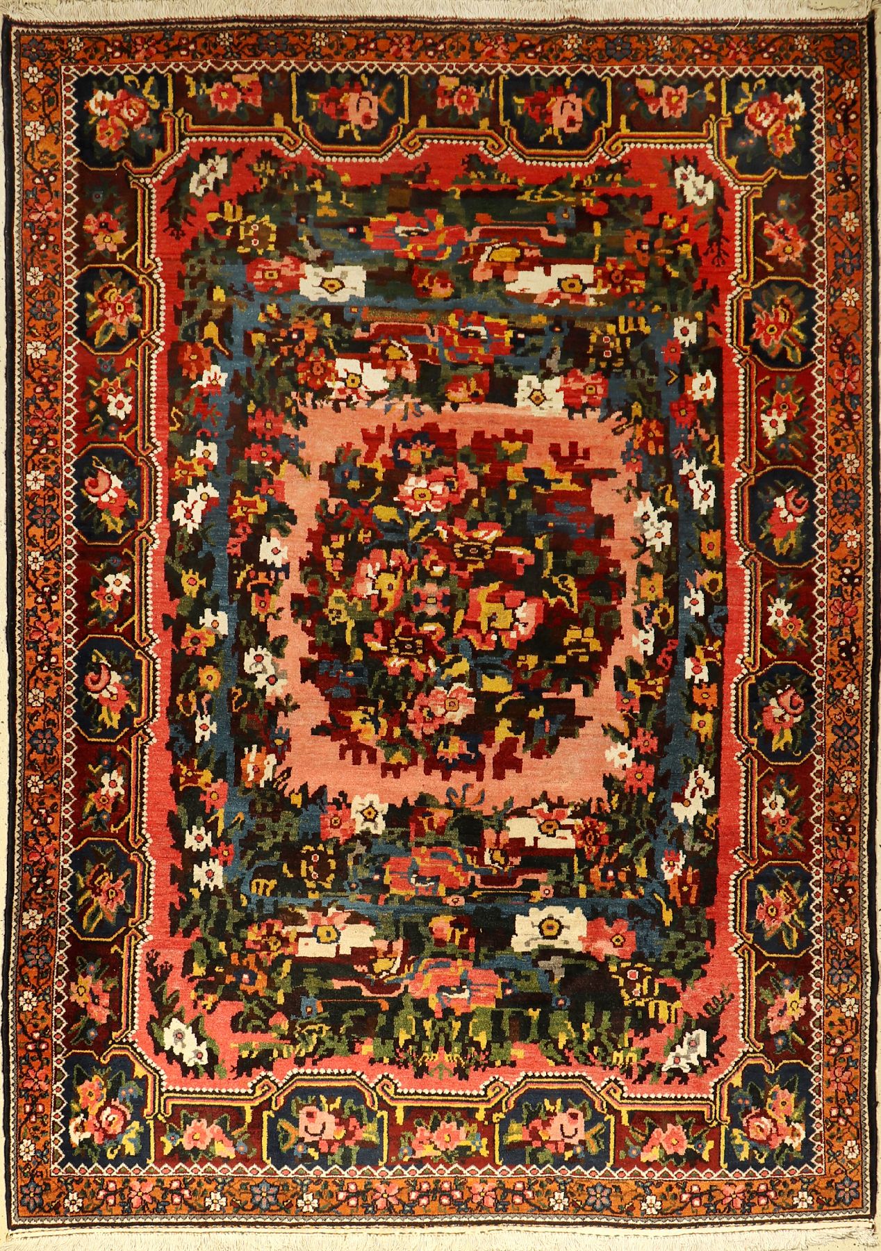 Bachtiar alt (Golfarang), Persien, um 1940,Wolle auf Baumwolle, ca. 310 x 212 cm, EHZ: 2,Guter Flor, 3-4 Risse.