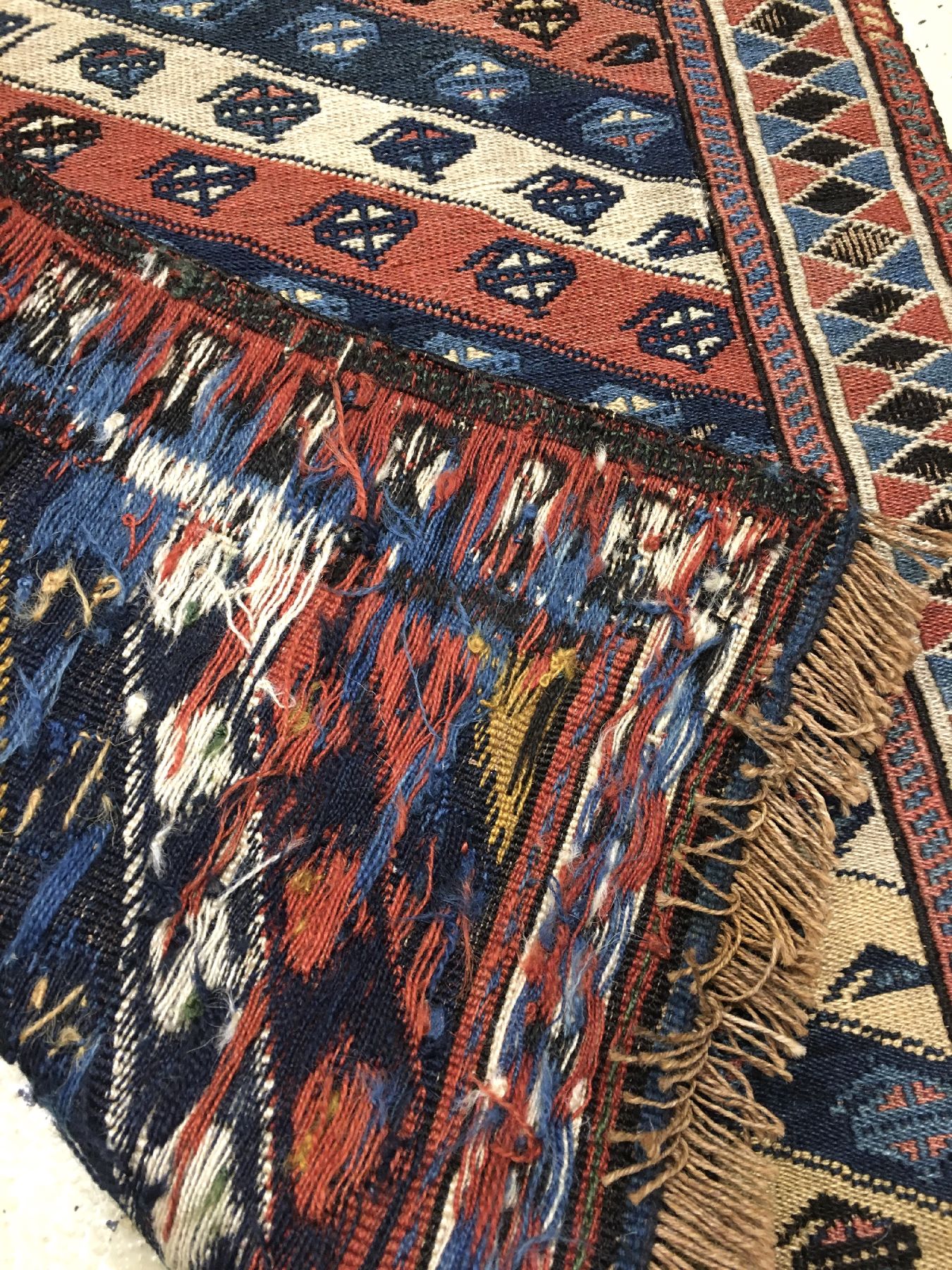 Detail f: Feine Azeri "Taschenfront" Sumakh antik, Südkaukasus Azerbaijan, Ende 19.Jhd., Wolle gewebt auf Wolle. Fein gewebte Taschenfront mit ...
