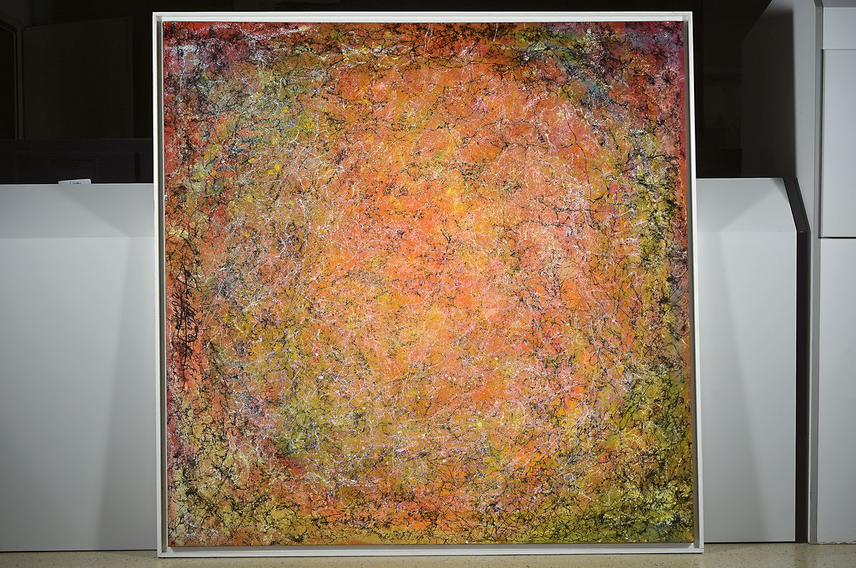 Detail k: Doris Zeidlewitz, geb. 1959, Studium am Städel in Frankreich und an der Hochschule fürGestaltung Offenbach, Hier: "Spuren", Acryl/Lwd, ...