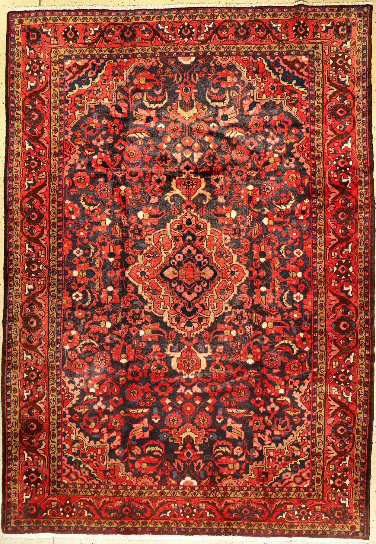 Nanaj, Persien, ca. 50 Jahre, Wolle auf Baumwolle, ca. 302 x 215 cm, EHZ: 2(verblasst)