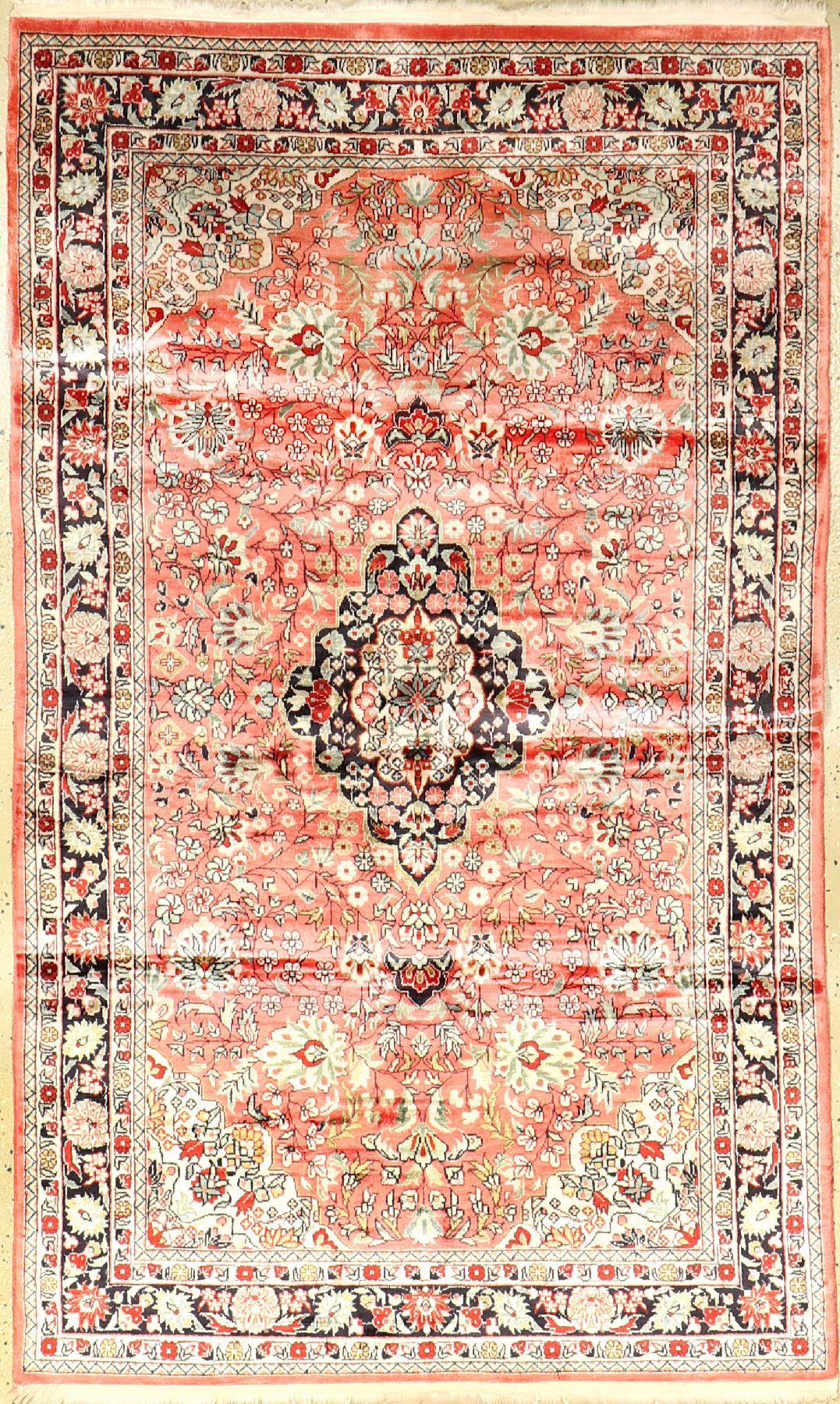 China Seide, ca. 40 Jahre, reine Naturseide, ca. 145 x 93 cm, EHZ: 2