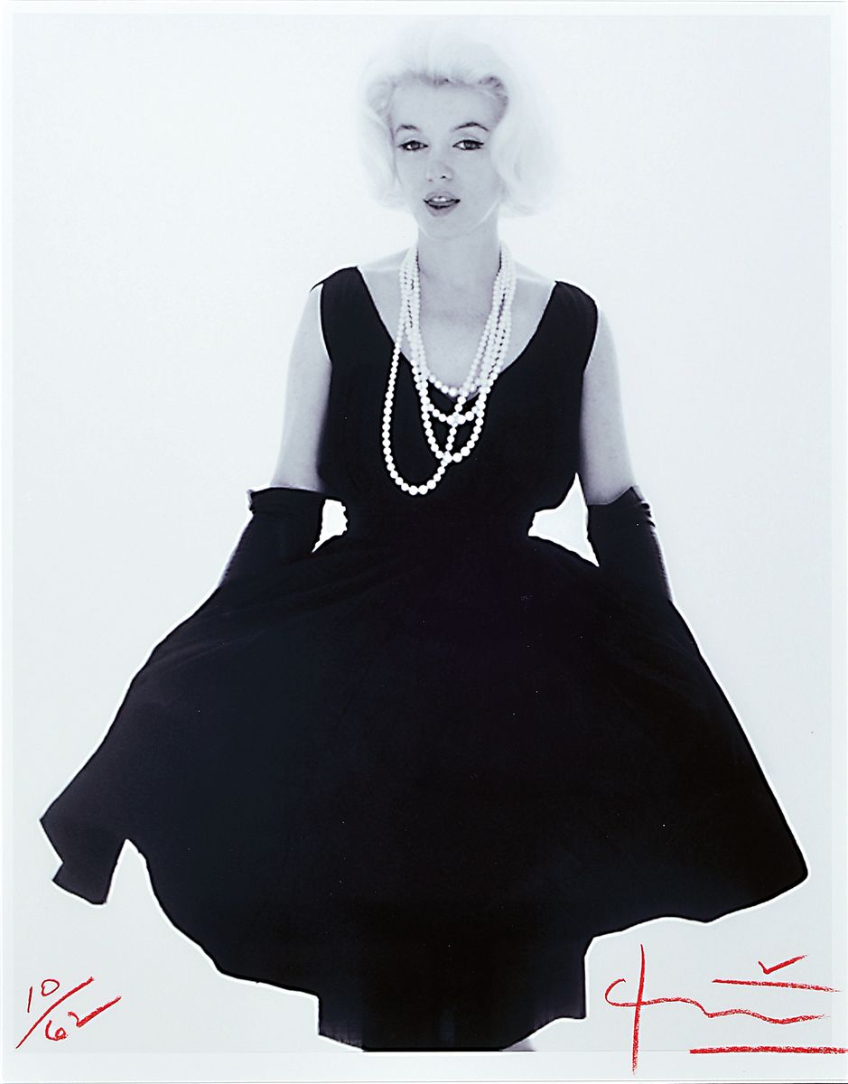 Bert Stern, 1920 - 2013, "Marilyn in black dress", Fotografie auf dickem mattem Fotopapier, Drucktechnik: hochwertiger Iris-Print, ...