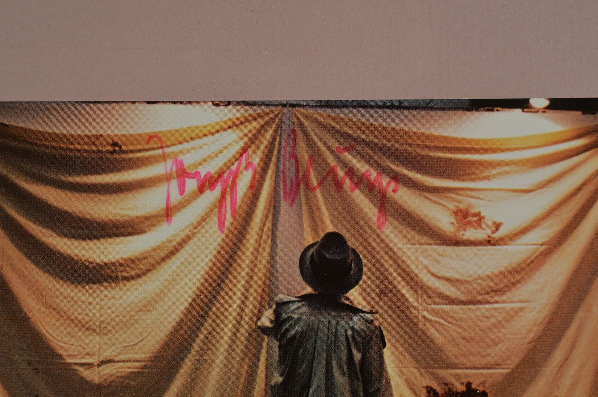Detail a: Joseph Beuys,1921-1986, Multiple, handsigniert, "Stanhope Hotel" 1978,Hrsg. Edition Staeck Heidelberg, unter Glas, Rahmen, 10 x 15/ca. 23.5 ...