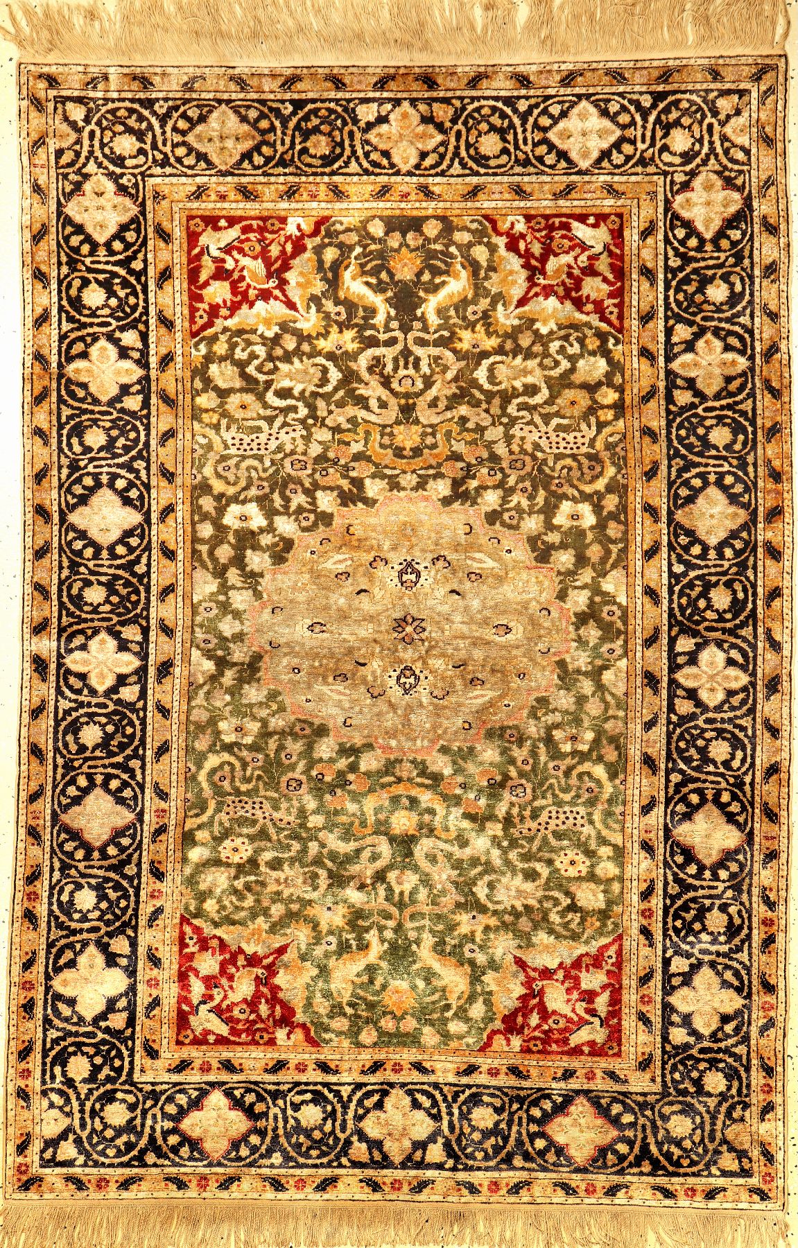 Feiner grüner Kaisery "Flosh" antik (Safavid Design), Türkei, um 1890/1900, Flosh-Seide geknüpft auf Baumwolle. Seltener und ...