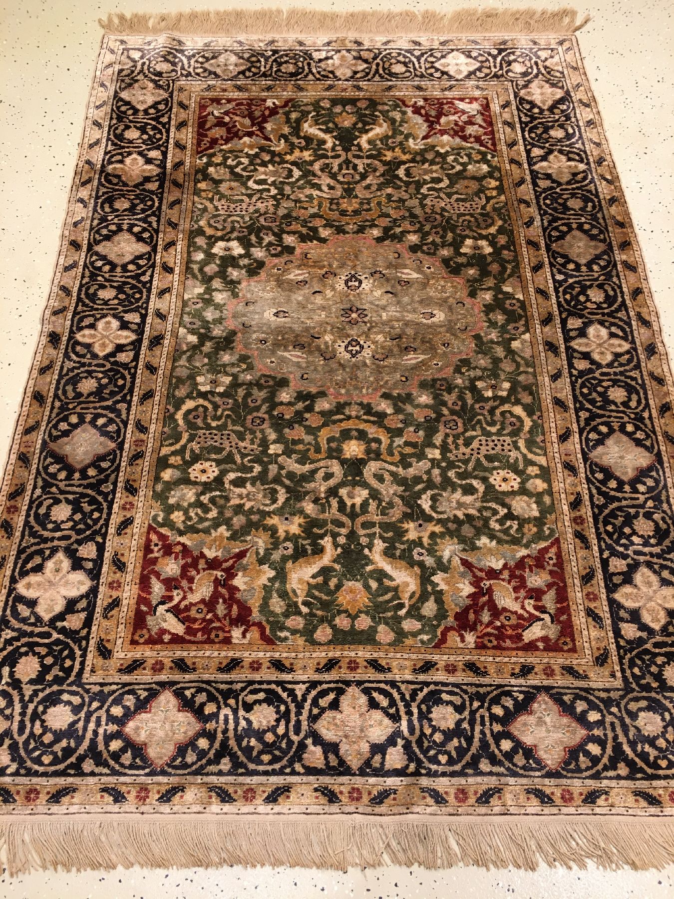 Detail a: Feiner grüner Kaisery "Flosh" antik (Safavid Design), Türkei, um 1890/1900, Flosh-Seide geknüpft auf Baumwolle. Seltener und ...