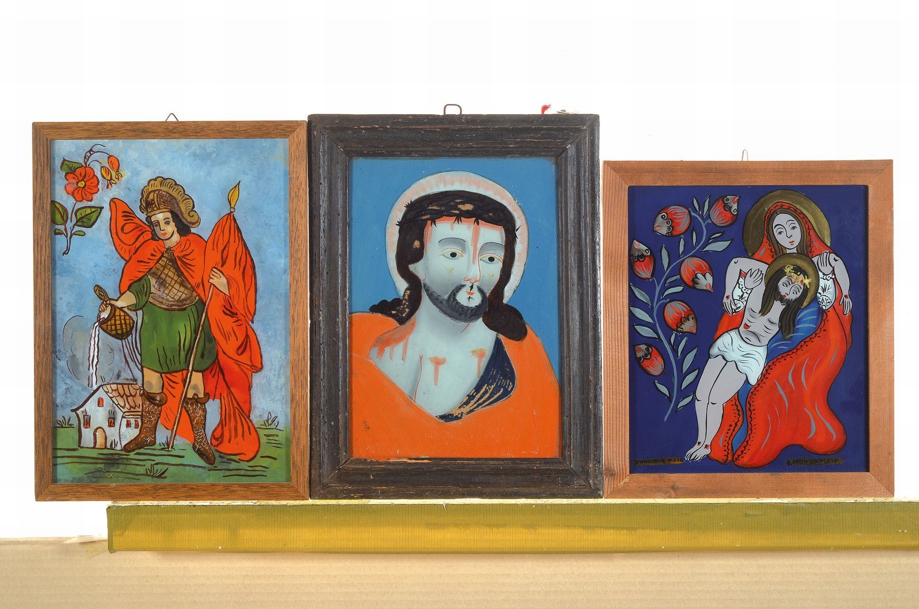 6 Votivbilder, Rumänien, Ende 19. Jh., Hinterglasmalereien, Pieta, Hl. Florian, Christus mit Dornenkrone, Johannes der Täufer, Mutter Gottes mit ...