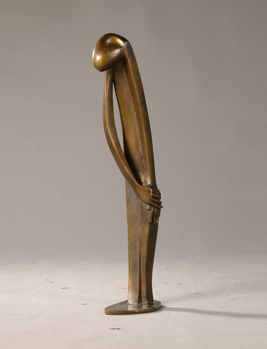 Ursula Reinhardt-Markus, geb. 1926, Stehende, Bronzeskulptur, signiert Markus, H. ca. 84cm