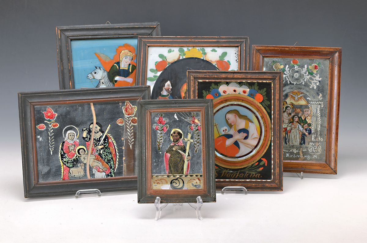 11 Hinterglasmalereien als Votivbilder, süddeutsch, um 1900, u.a. Heilige Familie, Hl. Georg der Drachentöter, Evangelist Johannes, Maria mit Jesus ...