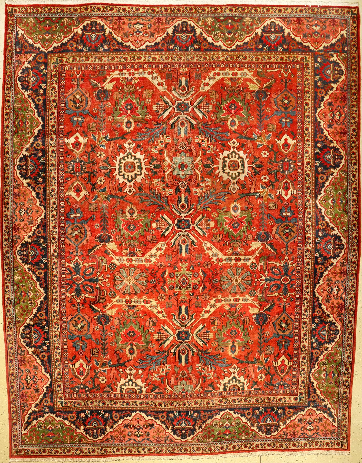 Großer Mahal antik, Persien, um 1920, Wolleauf Baumwolle, ca. 407 x 321 cm, (Alters und Gebrauchsspuren)