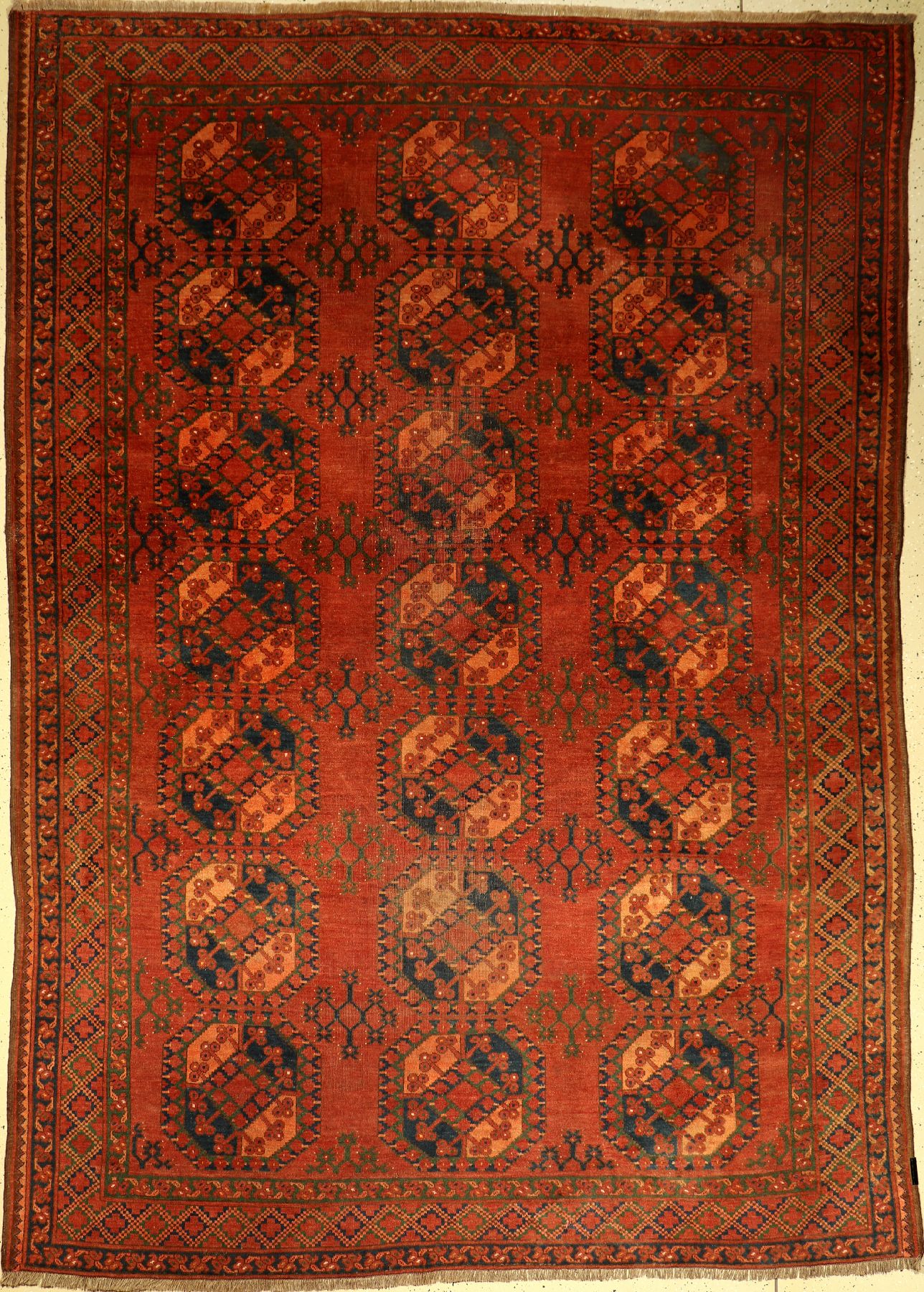 Ersari antik, Turkmenistan, um 1910, Wolle auf Wolle, ca. 330 x 232 cm, EHZ: 4