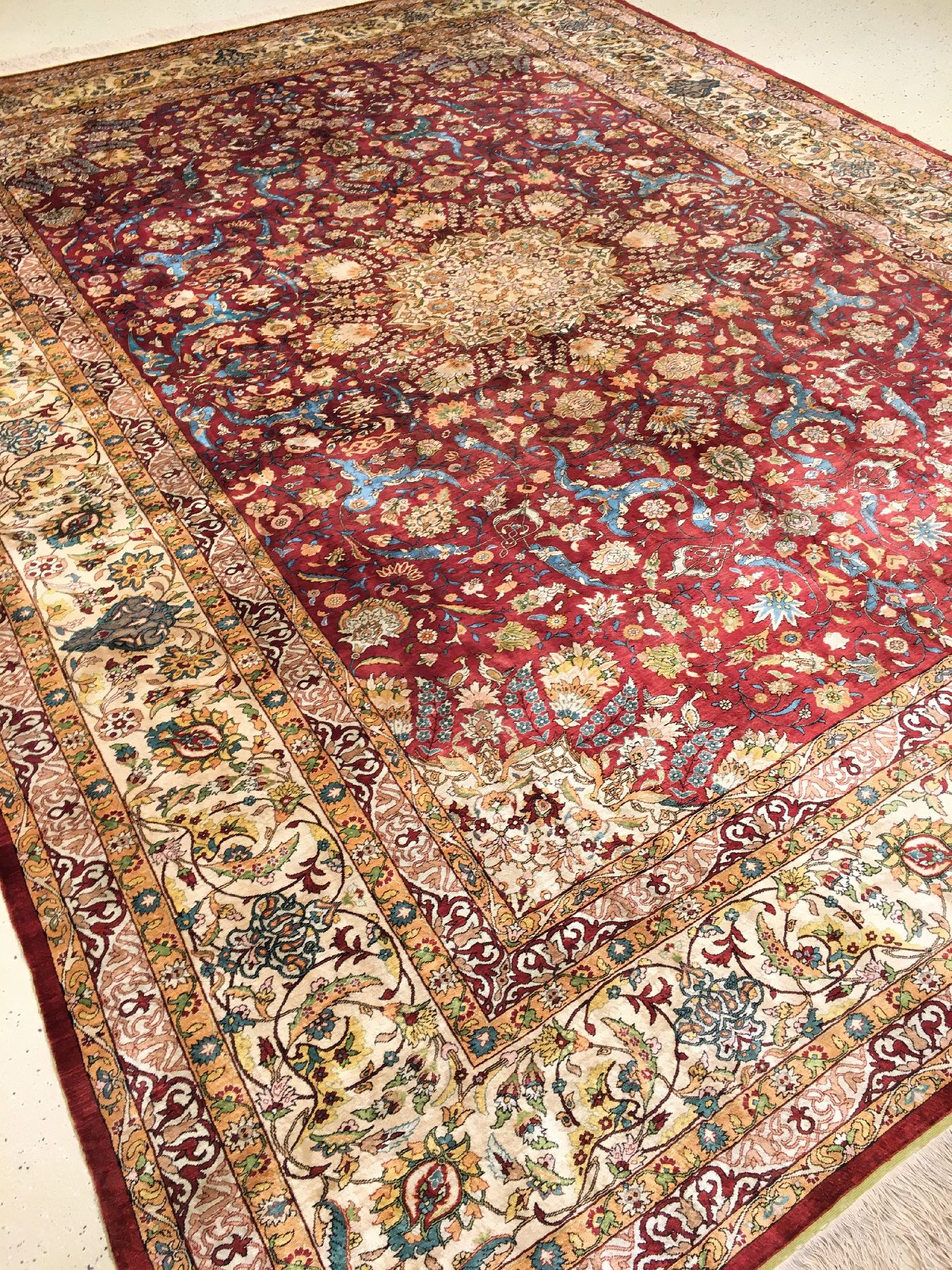 Detail b: Feiner großer Seiden Istanbul alt mit Metallbrokat, Türkei, um 1940/1950, reine Naturseide mit Metallbrokat/original hellgrüne Abschlüße und ...