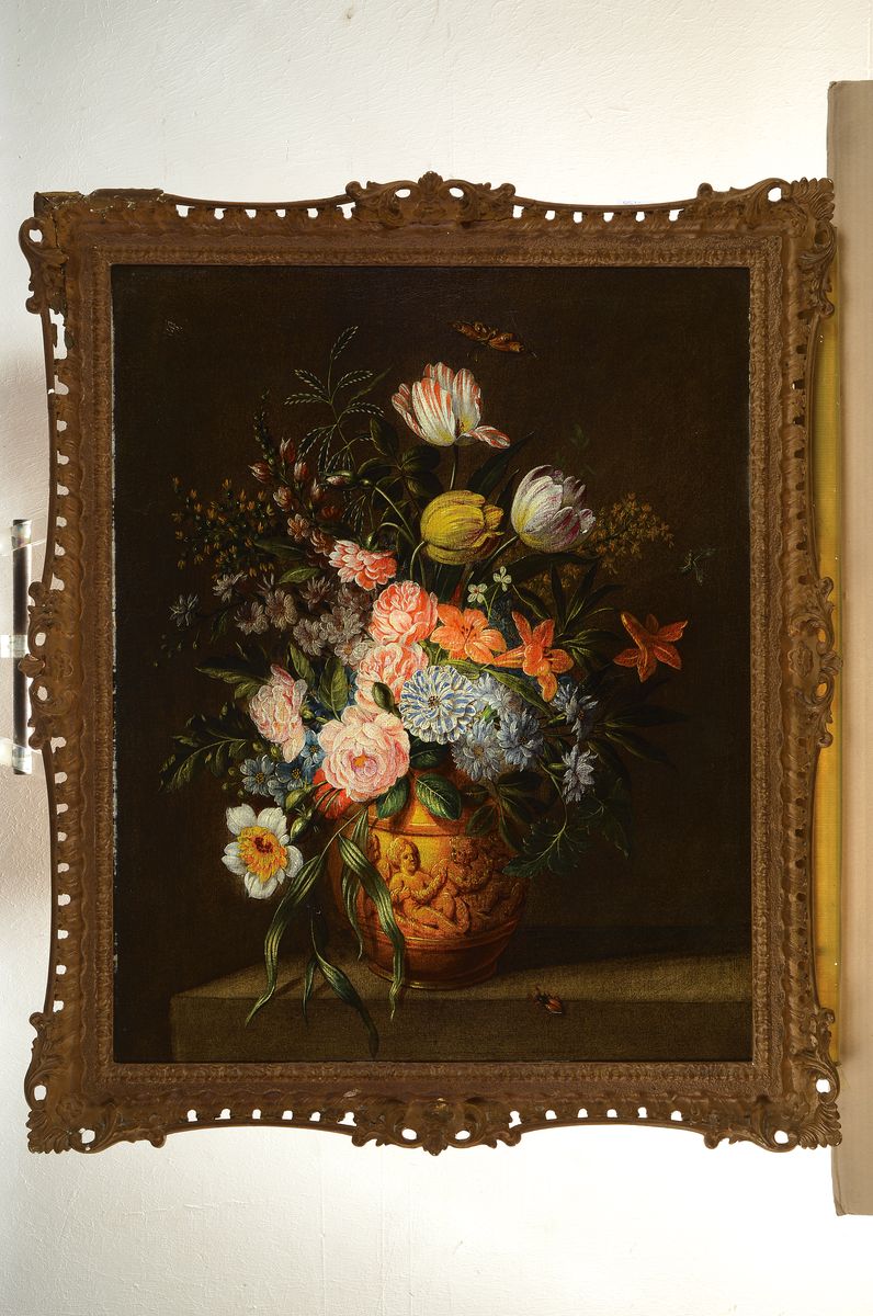 Detail k: Wohl niederländischer Künstler, um 1870, Stillleben mit Schmetterling, nach Vorbild des 17. Jh., Öl/Lwd, l. krakeliert, ca. 75 x 60 cm, Rahmen ...