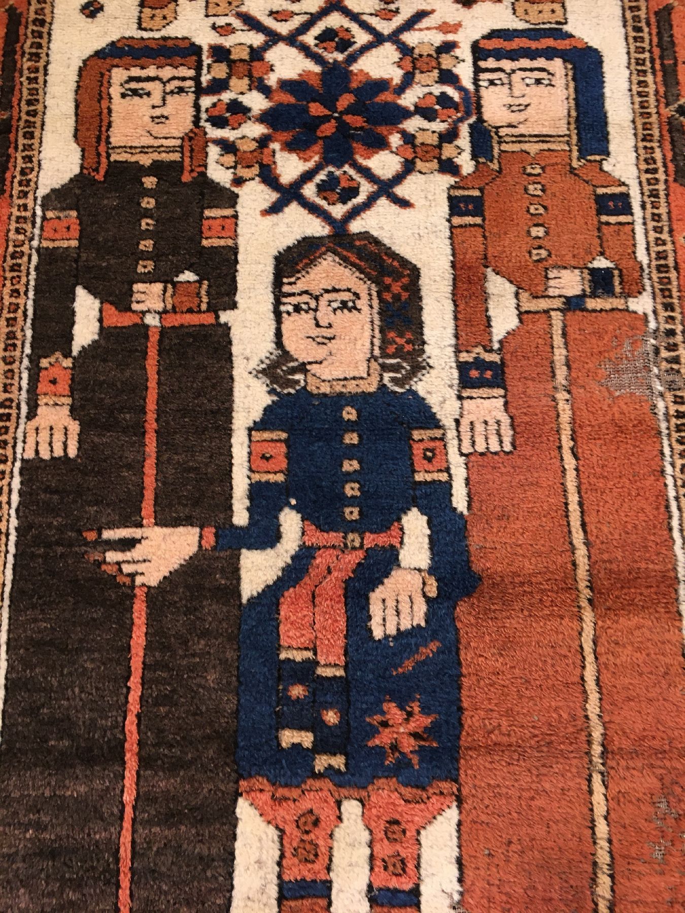 Detail d: Ferdows Belutsch "Bildteppich" antik (Khosrow & Shirin), Nordostpersien, 19.Jhd., Wolle geknüpft auf Baumwolle. Bekannter Bildteppich ...
