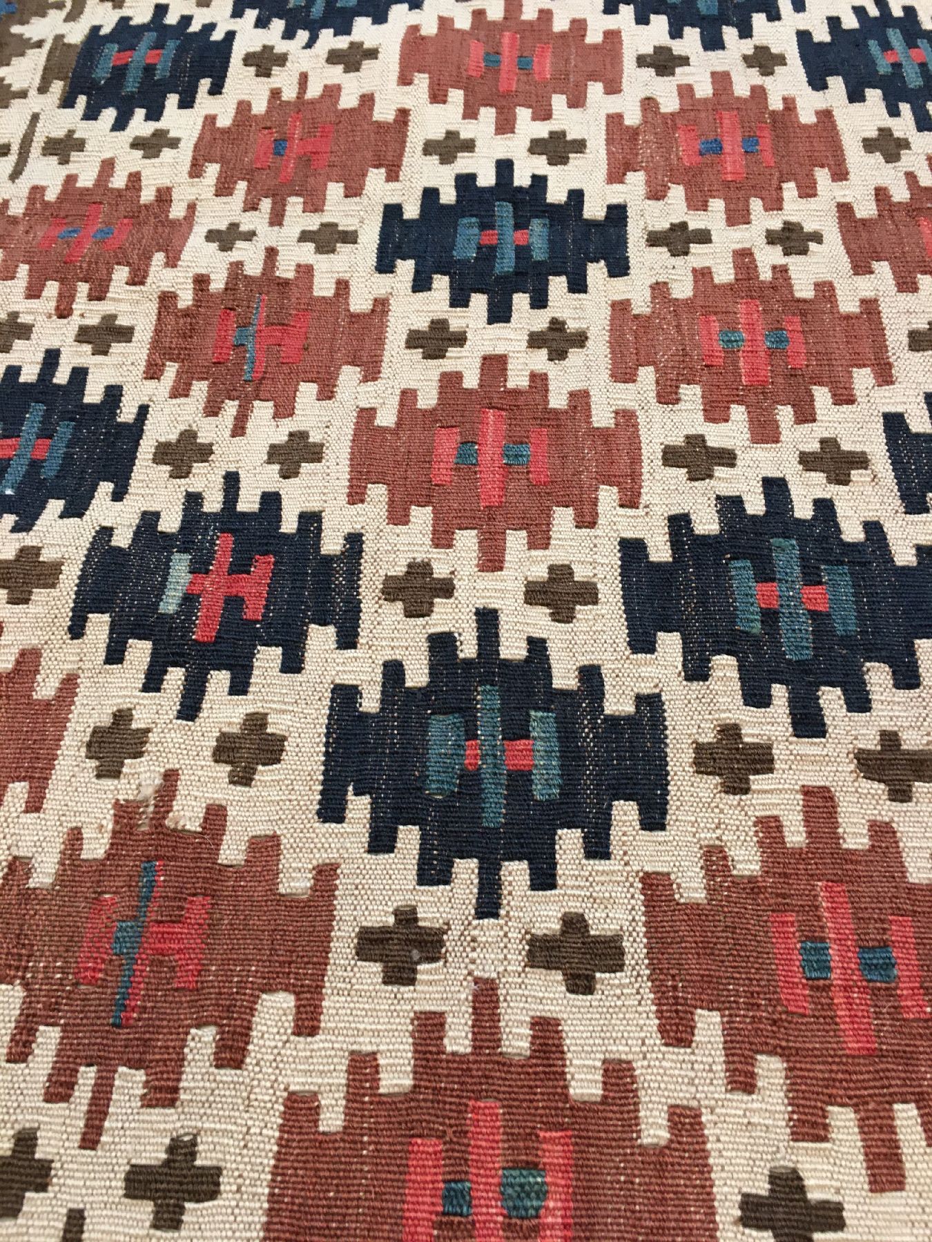 Detail c: (2 Lots) Schahsavan Sumakh "Mafrasch-Seiten" antik, Nordwestpersien, 19.Jhd., Wolle mit weißen Baumwoll-Highlights gewebt auf Wolle. Zwei ...