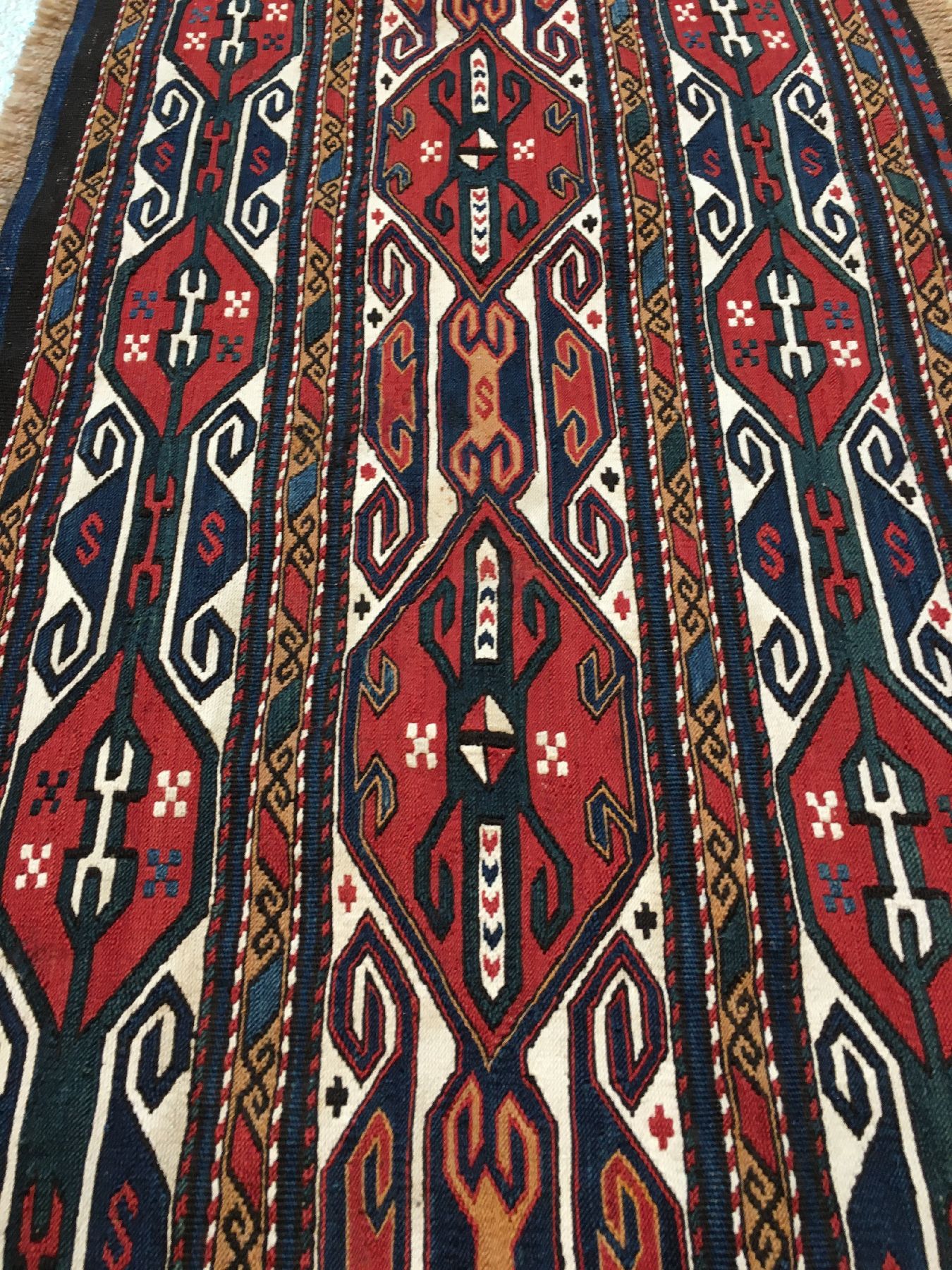 Detail g: (2 Lots) Schahsavan Sumakh "Mafrasch-Seiten" antik, Nordwestpersien, 19.Jhd., Wolle mit weißen Baumwoll-Highlights gewebt auf Wolle. Zwei ...