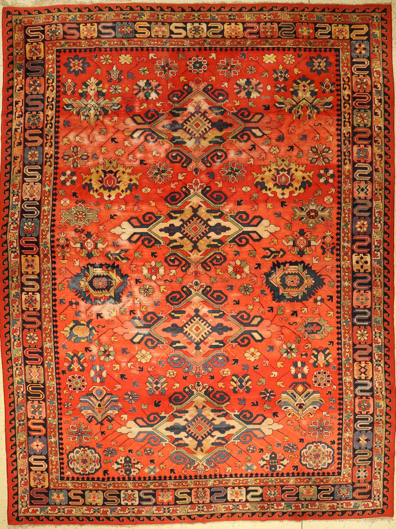 Tefzet alt, Deutschland, um 1930, Wolle aufBaumwolle, ca. 392 x 296 cm, EHZ: 4, Kaukasisches Sumakh Muster