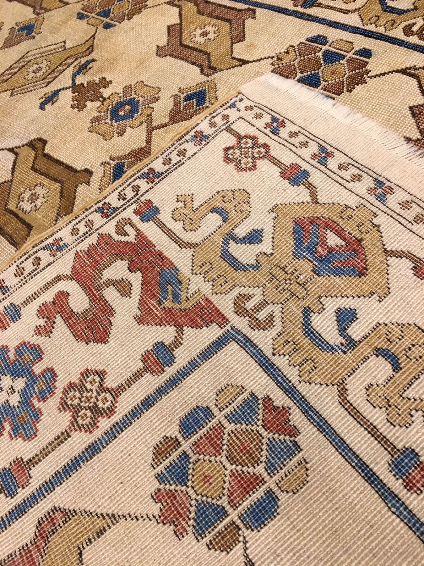 Detail h: Vogel Selendi "Theodor Tuduc" alt, Rumänien Bukarest, um 1925, Wolle geknüpft auf Wolle. Dieser Teppich ist eine Arbeit des bekanntesten ...