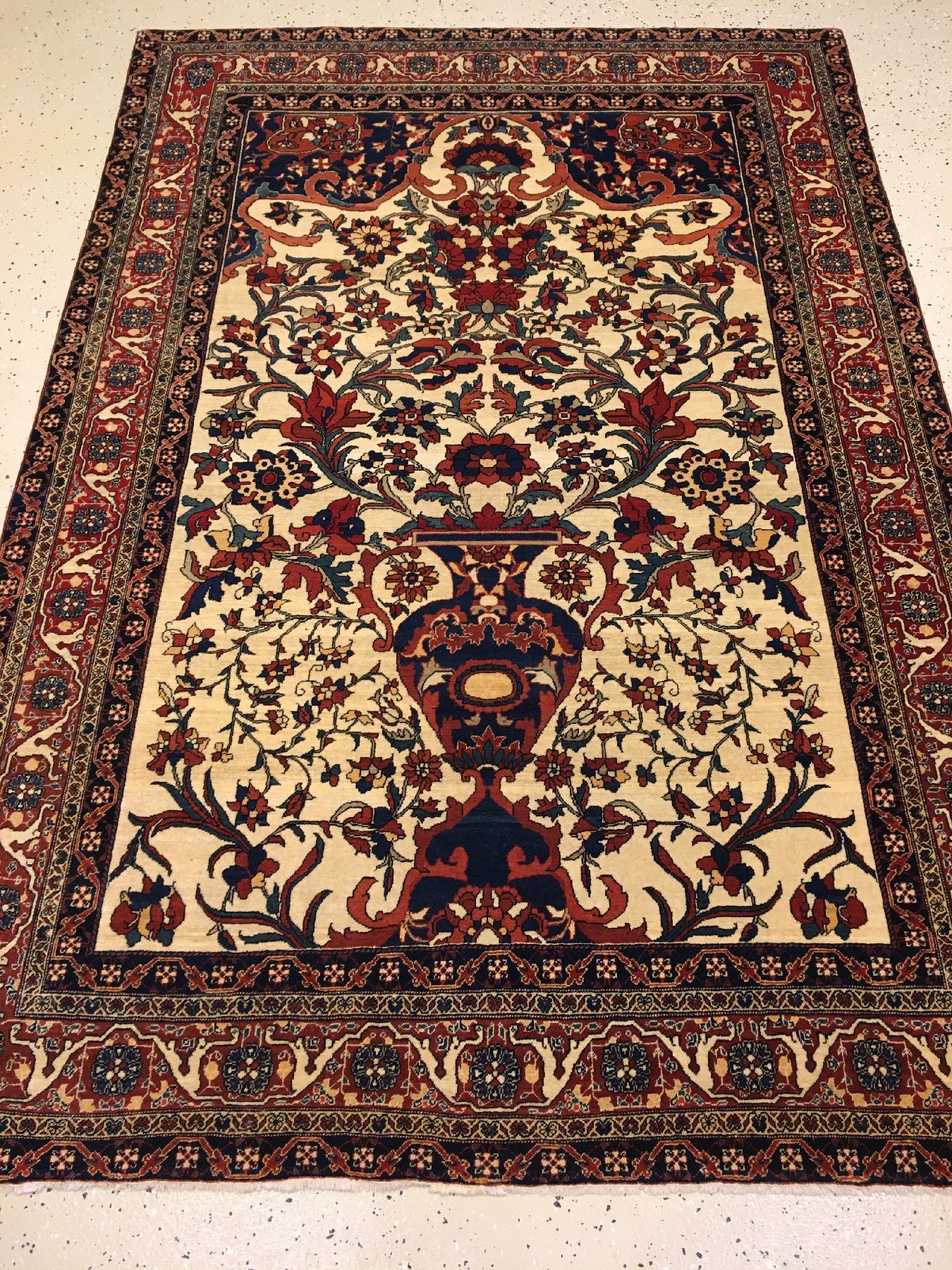 Detail a: Sehr feiner weißgrundiger Farahan antik, Westpersien, 19.Jhd., Korkwolle geknüpft auf Baumwolle. Eleganter Sarogh-Farahan mit kunstvollen und sehr ...