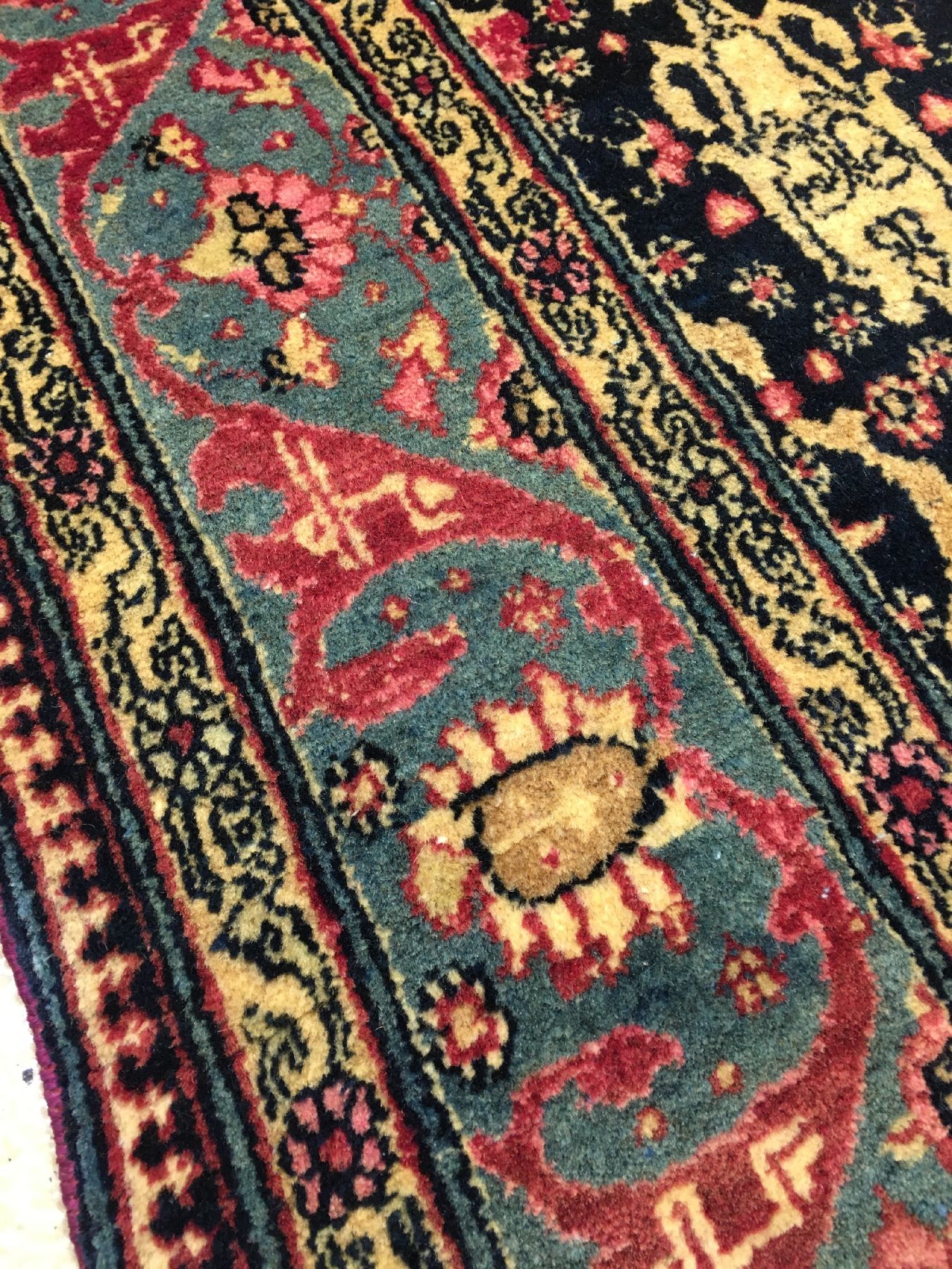 Detail g: Feiner Teheran antik (Zypressen), Zentralpersien, um 1900, Korkwolle geknüpft auf Baumwolle. Fein geknüpfte Teheran Brücke mit Zypressen Rapport ...