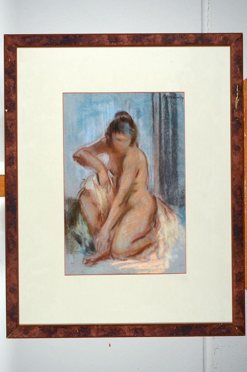 Detail k: Rudolf Weber, 1912 Ravensburg - 1994 Vogt- Rohrmoos, Pastell, hockender Akt mit Tuch re. oben signiert und dat. 49, ca. 41 x 28 cm,PP., unter Glas, ...