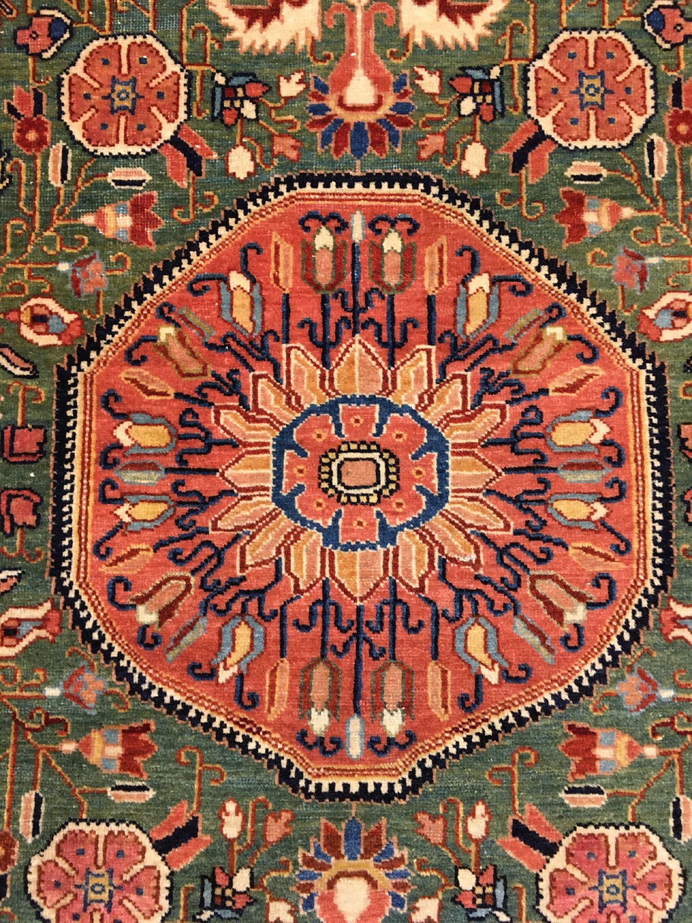 Detail d: Sehr feiner Farahan antik, Westpersien, Ende 19.Jhd., Korkwolle geknüpft auf Baumwolle. Einzigartiger und hochfeiner Sarogh-Farahan mit eleganten ...