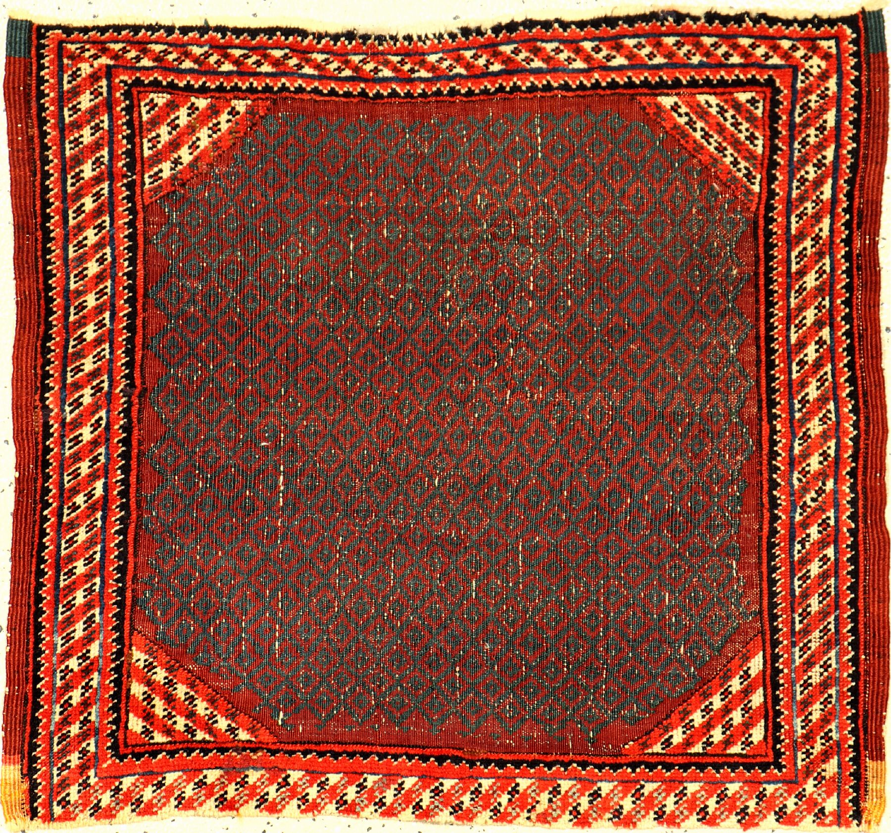 Seltene Afschar "Sofreh" antik, Südpersien, 19.Jhd., Wolle geknüpft und gewebt auf Wolle. Kleine Sofreh aus Südpersien mit gewebten ...