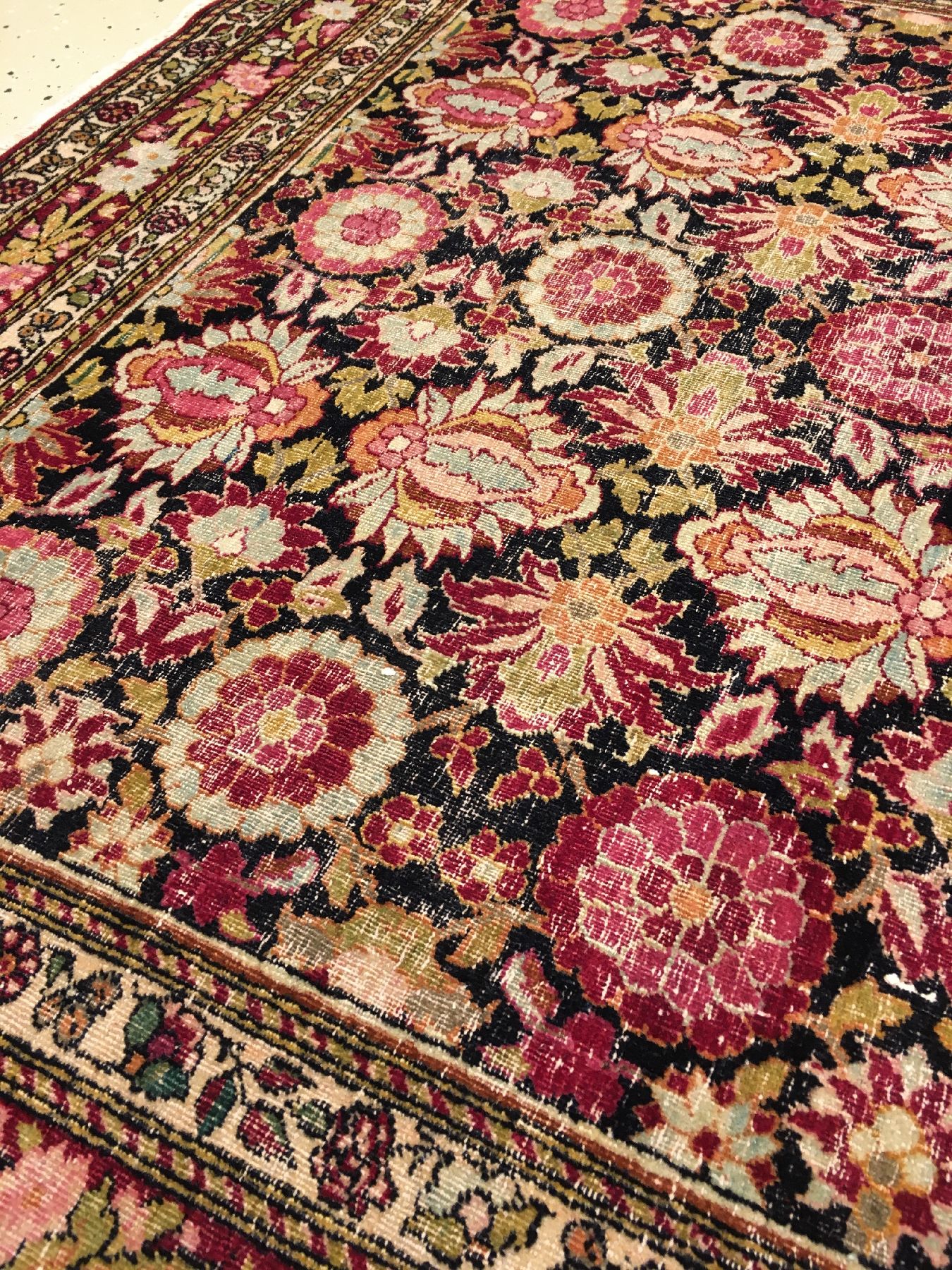 Detail f: Seltener feiner Esfahan antik (Mina-Khani Muster), Zentralpersien, Mitte 19.Jhd., Korkwolle geknüpft auf Baumwolle. Kleinformatiger früher Teppich ...