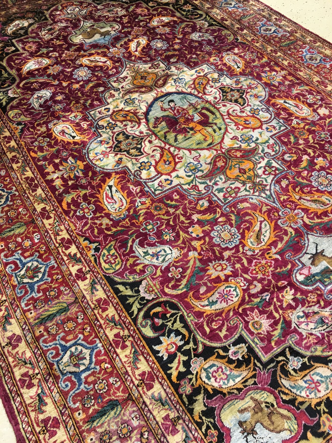 Detail c: Sehr seltener feiner Yazd "Seidenteppich" antik (Haftrang Multicolor Fransen), Südpersien, 19.Jhd., reine Naturseide mit farbiger ...