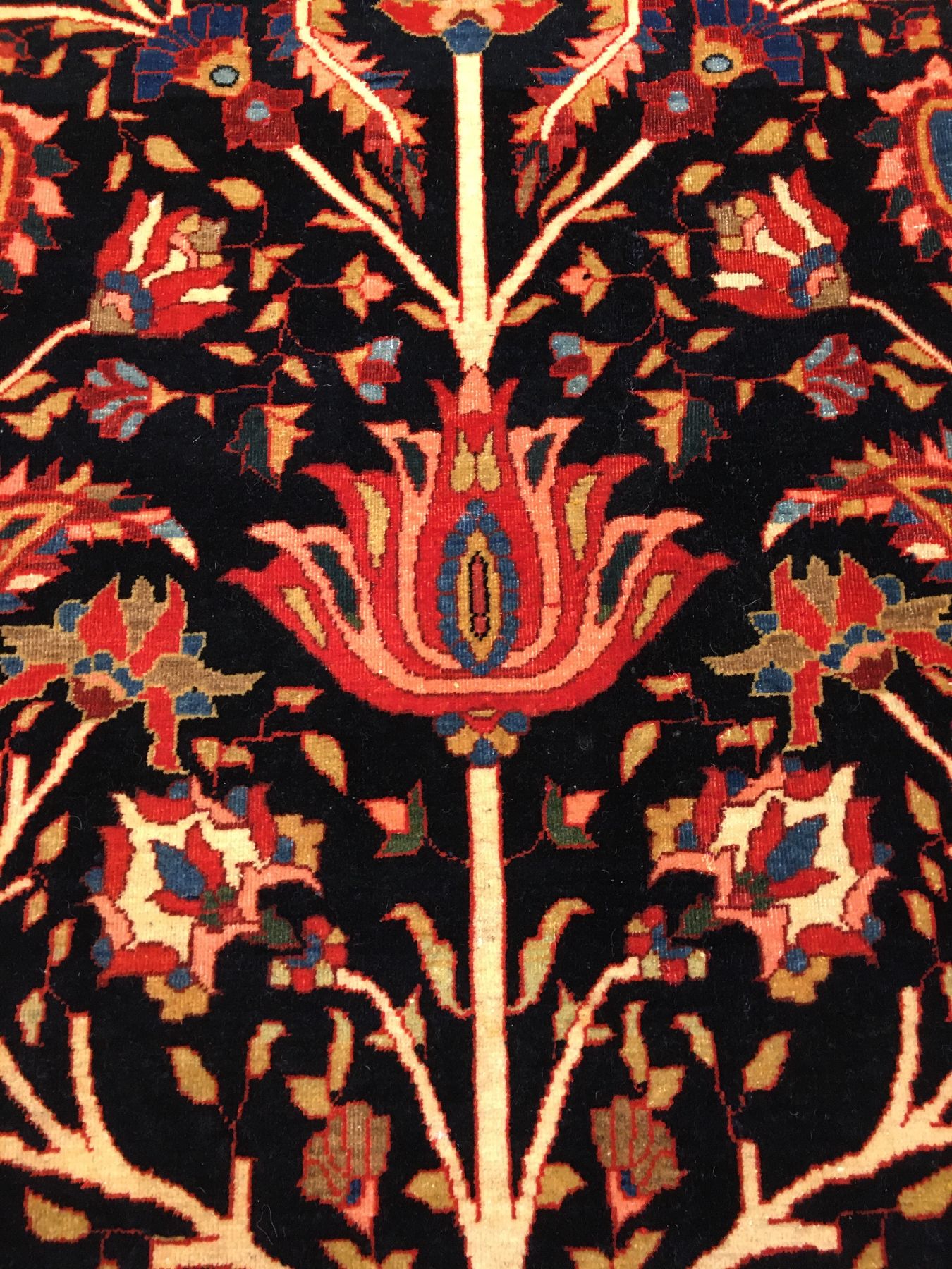 Detail e: Feiner Farahan antik (Auftragsarbeit für Mirza Mohammad-Hossein Khan, einer der Stellvertreter von Mohammad Shah Qajar) "Signiert", ...