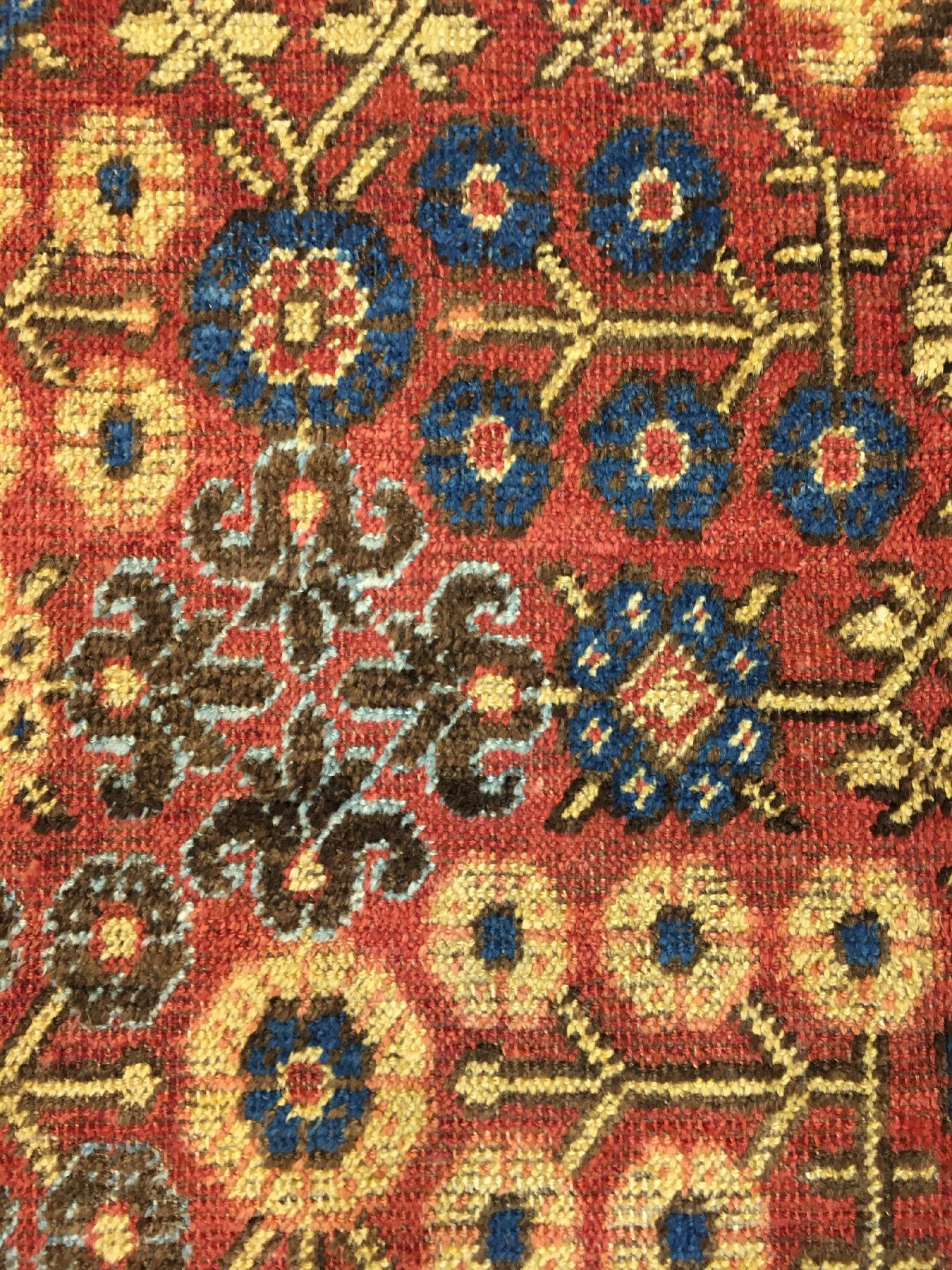 Detail e: Khotan antik, Ostturkestan, 1.Hälfte 19.Jhd., Wolle geknüpft auf Baumwolle. Großformatiger Ossturkestan Teppich aus der Khotan Oase mit floralen ...
