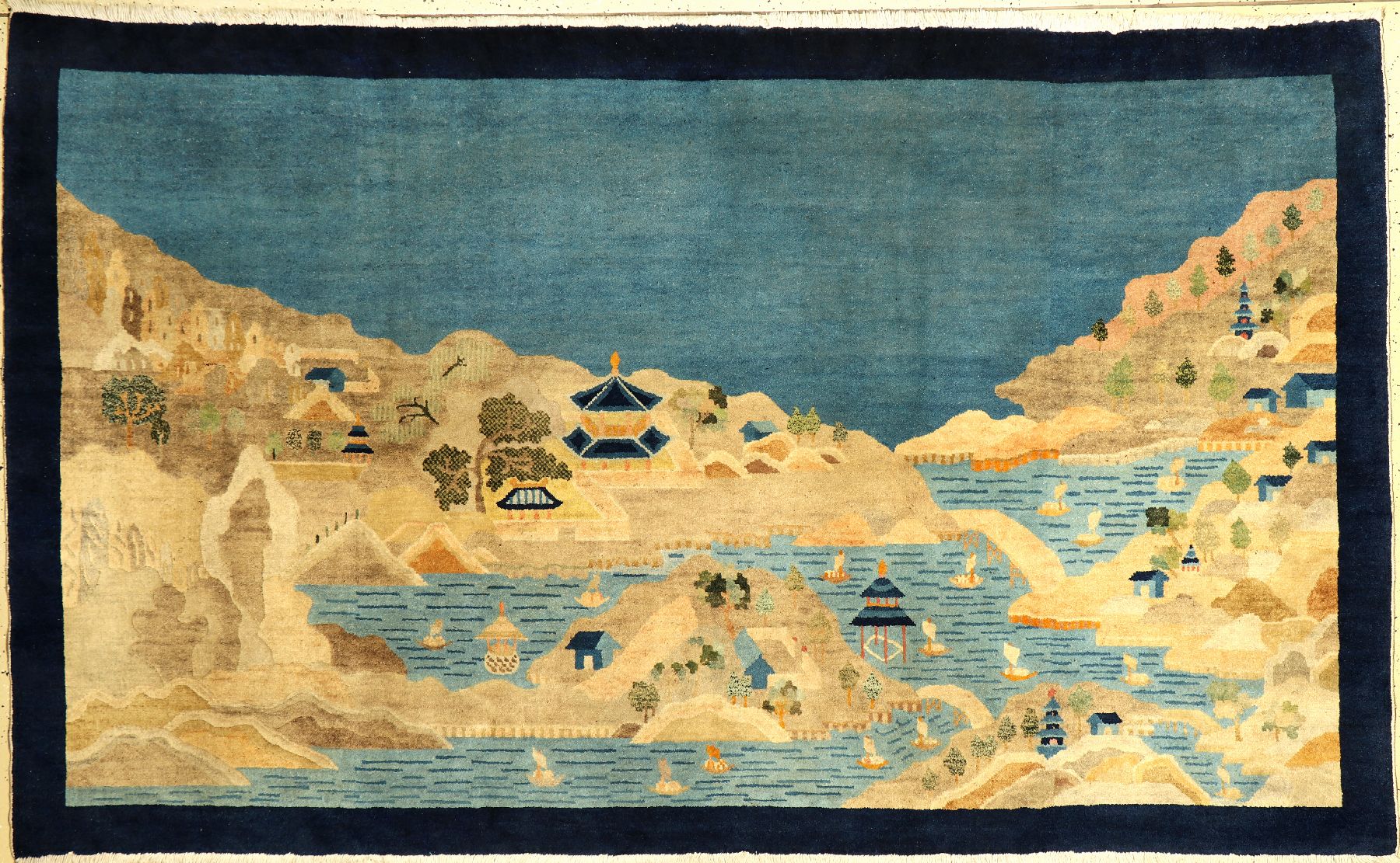 Peking "Bildteppich" alt (Chinesische See-Landschaft), Nordostchina, um 1930, Korkwolle geknüpft auf Baumwolle. Dekorativer Bildteppich ...