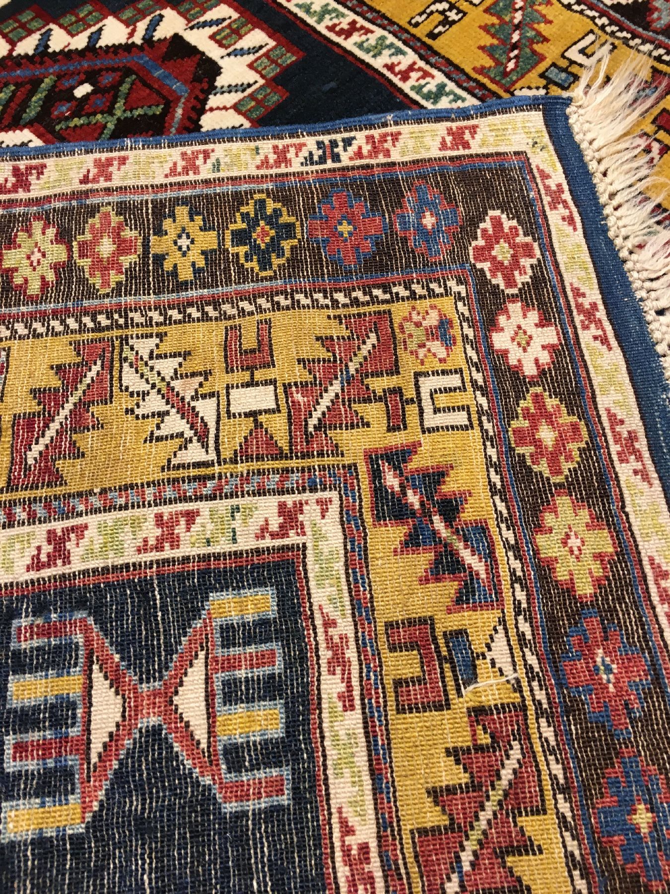 Detail h: Feiner Karagaschli antik, Ostkaukasus Kuba-Gebiet, 19.Jhd., Wolle geknüpft auf Wolle. Sehr fein geknüpfter Karagaschli mit Rautenmuster und ...