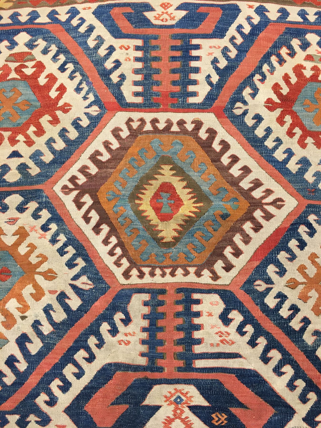 Detail b: Seltener Hotamis "Kelim" antik, Zentralanatolien Konya-Region, 19.Jhd., Wolle gewebt auf Wolle. Kleinformatige Sitzunterlage der ...
