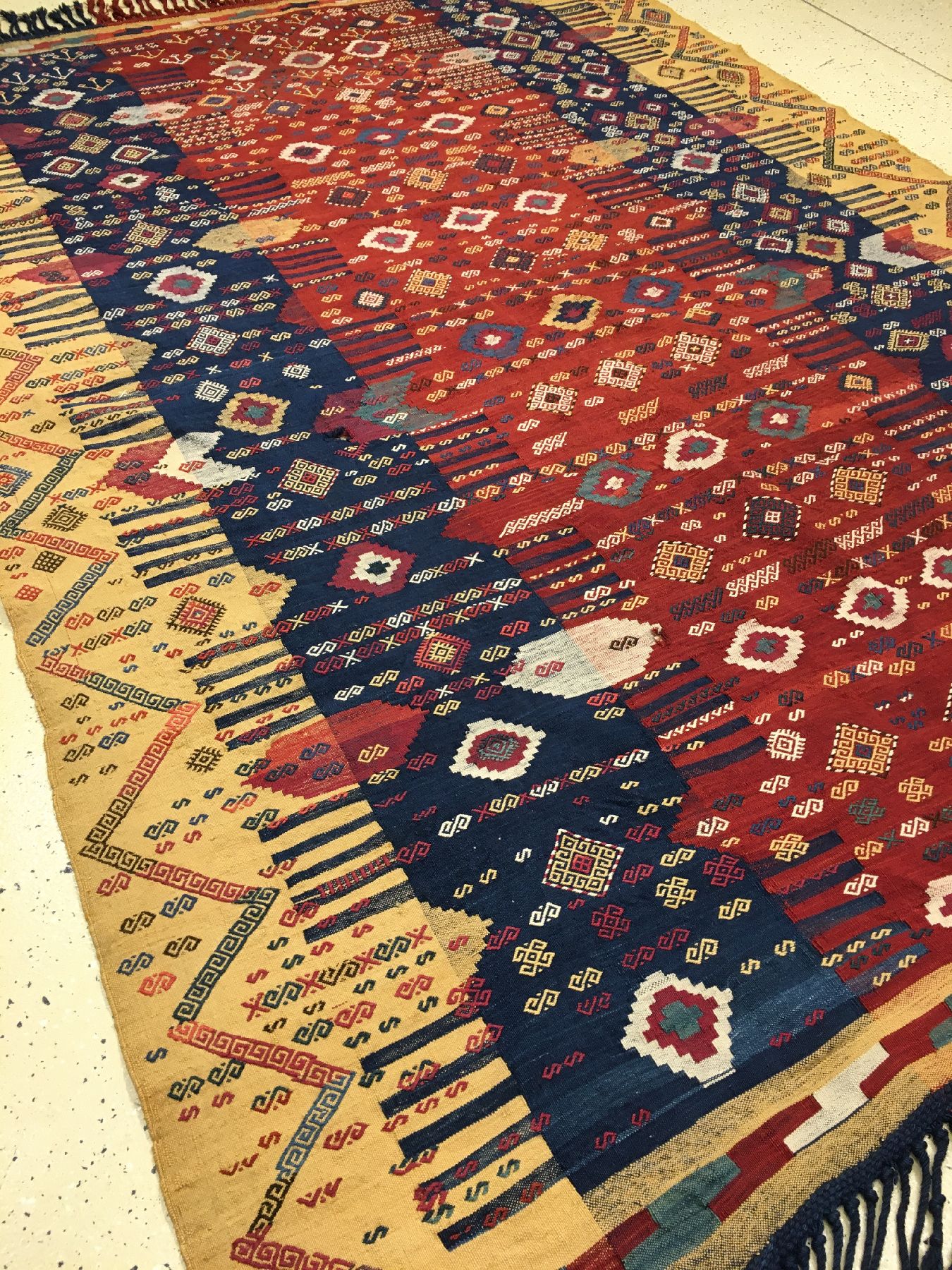 Detail b: Seltene feine kaukasische Azeri "Verneh" antik, Südkaukasus Azerbaijan, 19.Jhd., Wolle gewebt auf Wolle. Einzigartige Azeri Verneh-Decke ...