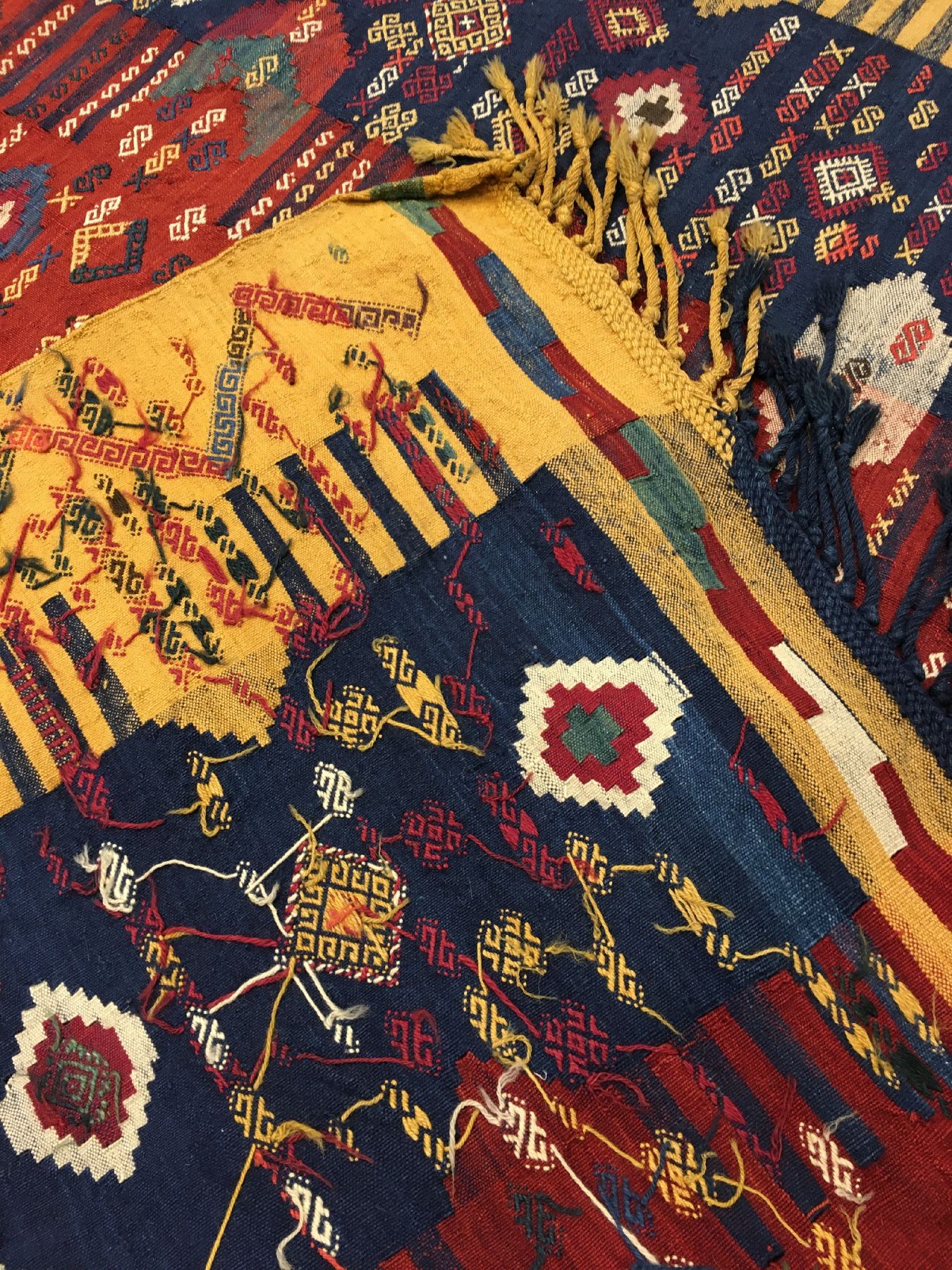 Detail h: Seltene feine kaukasische Azeri "Verneh" antik, Südkaukasus Azerbaijan, 19.Jhd., Wolle gewebt auf Wolle. Einzigartige Azeri Verneh-Decke ...