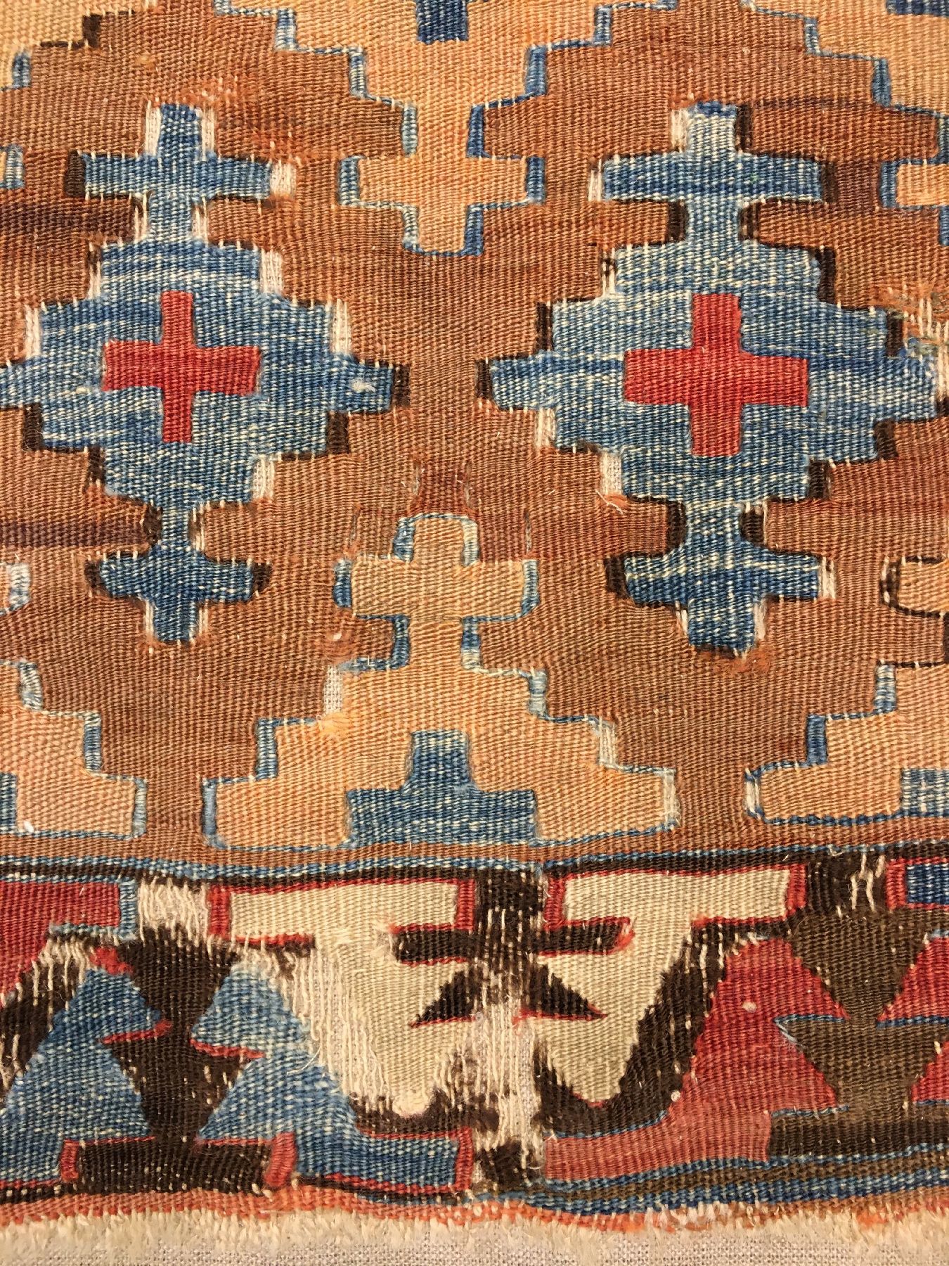 Detail f: Konya "Kelim" antik (Fragment), Zentralanatolien, 19.Jhd., Wolle gewebt auf Wolle. Kelim-Fragment aus zentralanatolien mit seltener ...
