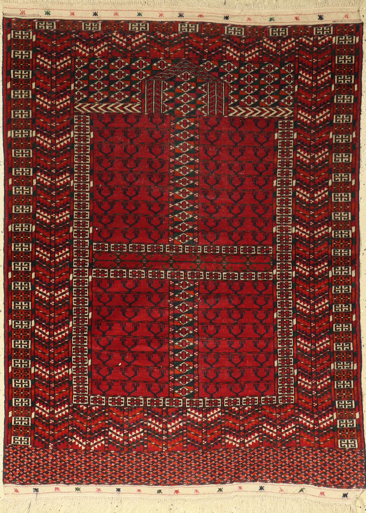 Bochara Engsi, Rußland, ca. 50 Jahre, Wolleauf Wolle, ca. 145 x 106 cm, EHZ: 2