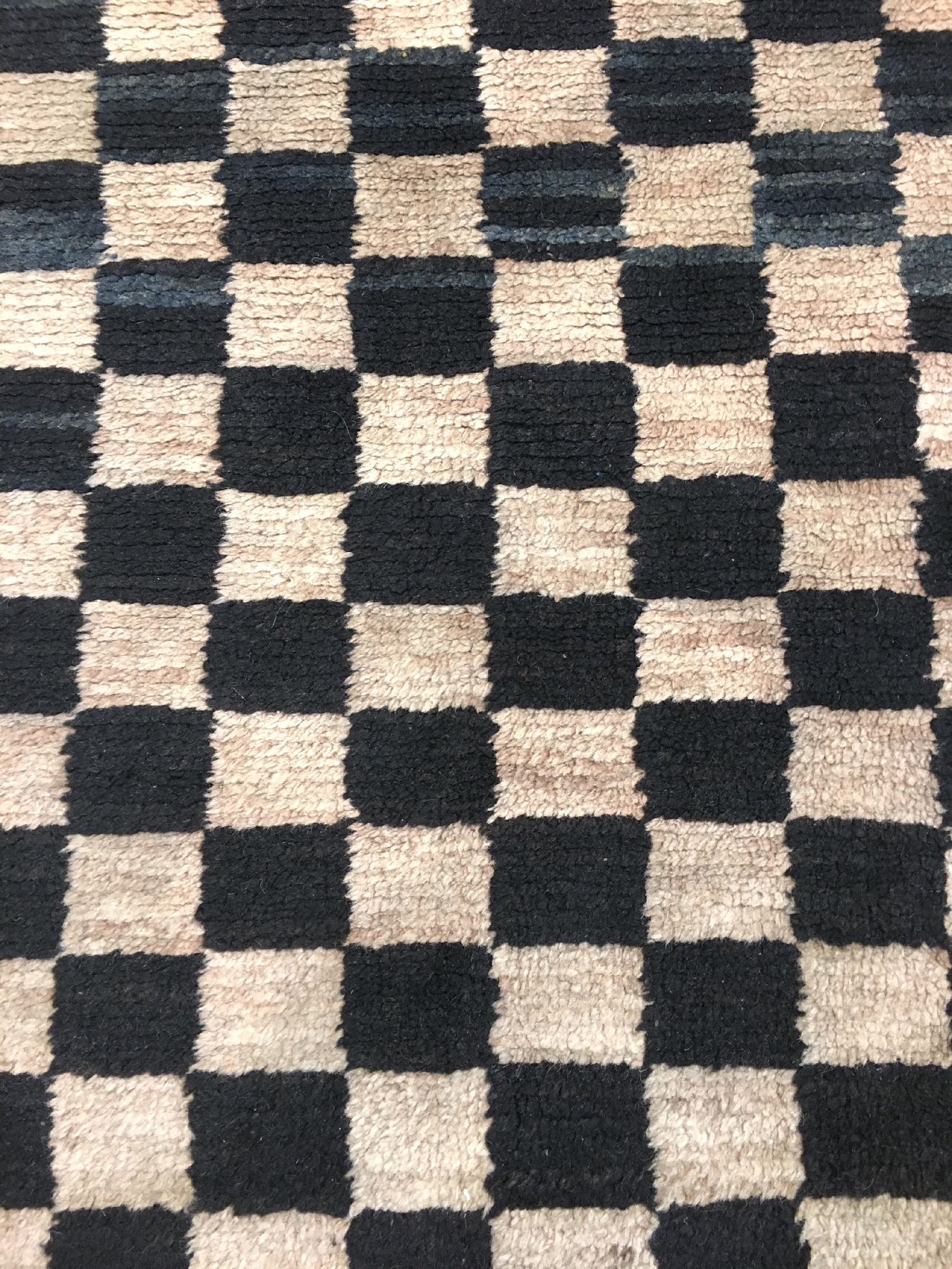 Detail c: Gyantse "Khaden" Meditationsteppich alt (Checkers-Board), Südtibet, um 1910/1920, Wolle geknüpft auf Wolle. Meditationsteppich der ...