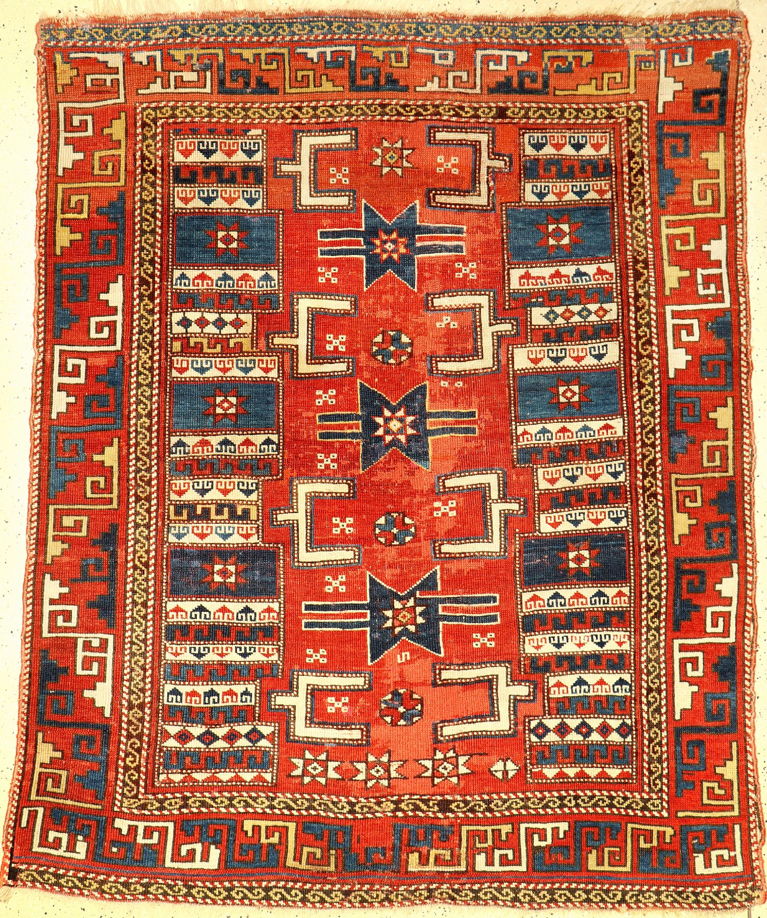 Seltener Bergama antik, Nordwestanatolien, 1.Hälfte 19.Jhd., Wolle geknüpft auf Wolle. Rarer Bergama mit Stern Motiven und ungewöhnlicher ...